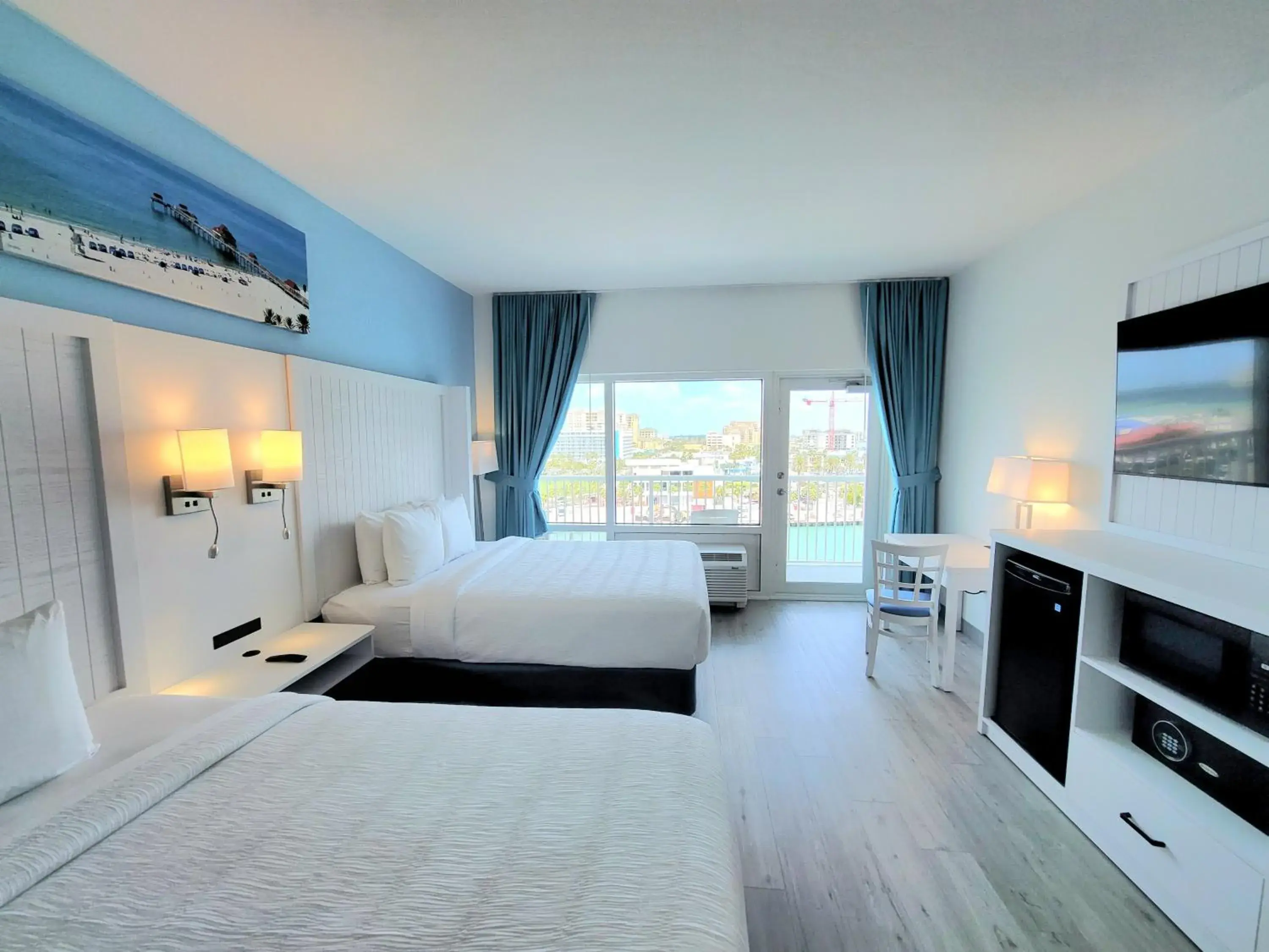 Family Double Room in ChartHouse Clearwater Beach Marina Hotel Family Double Room in ChartHouse Clearwater Beach Marina Hotel