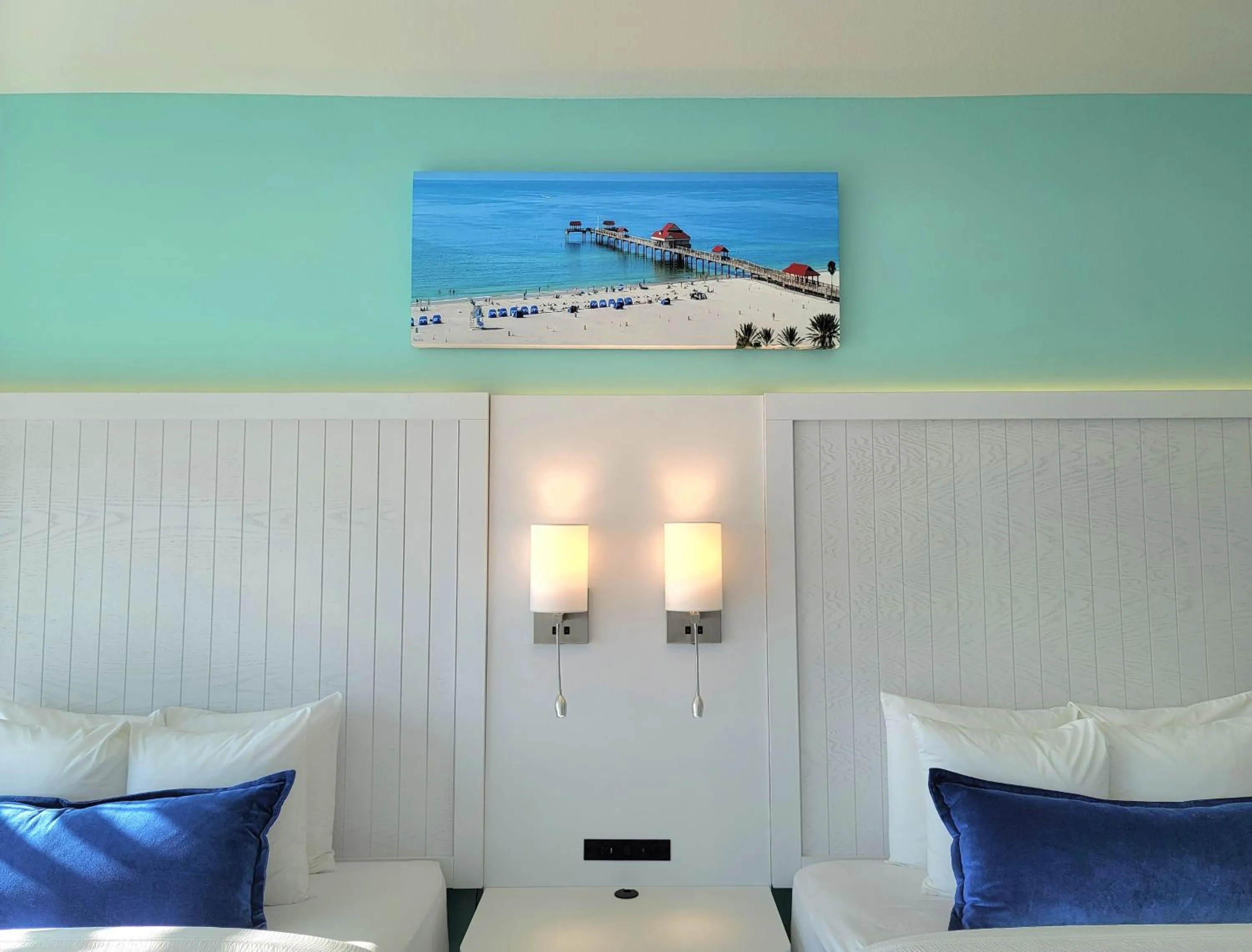 Decorative detail, Bed in ChartHouse Clearwater Beach Marina Hotel