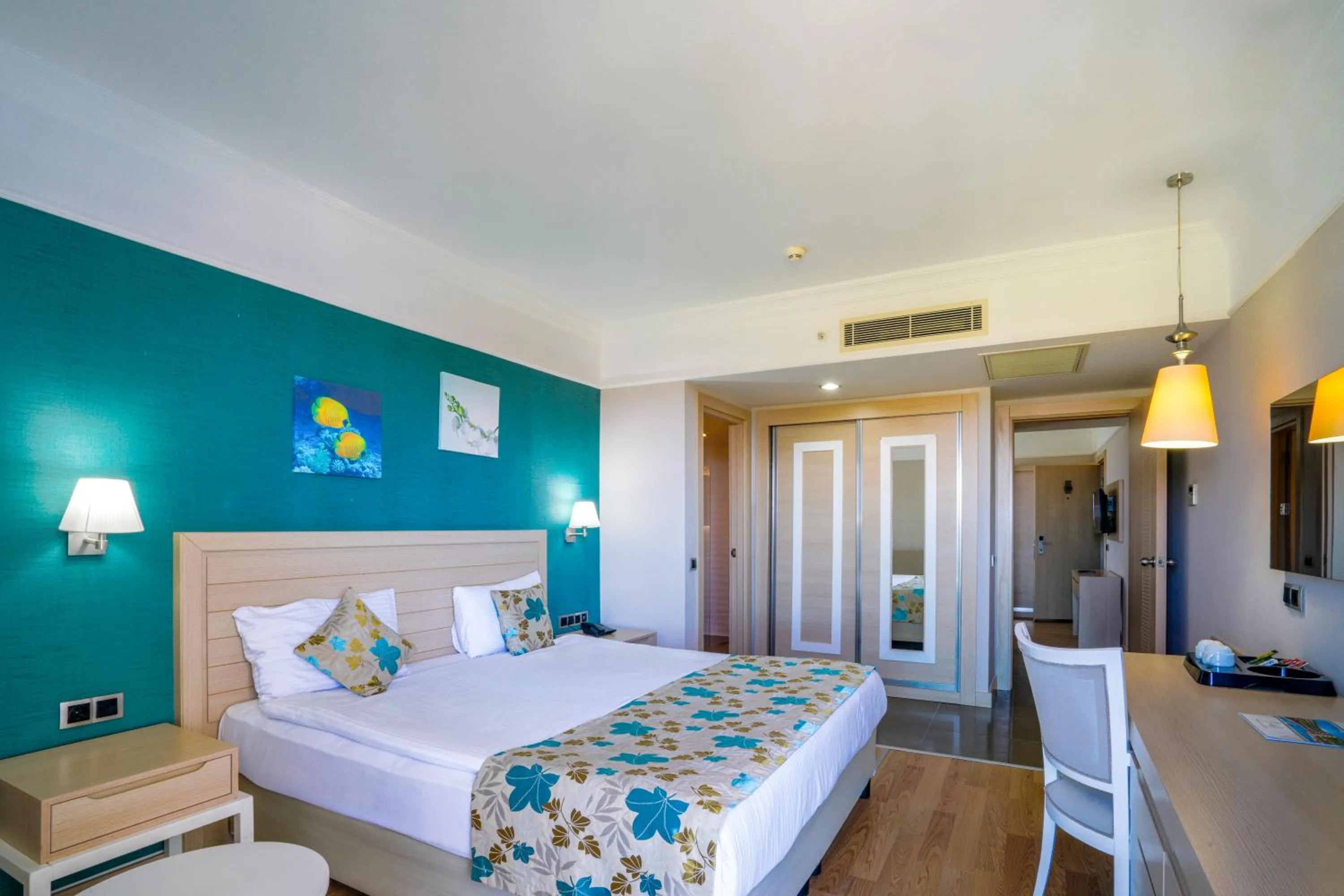 Bed in Linda Sunny Beach Hotel & Spa-Ultra All Inclusive