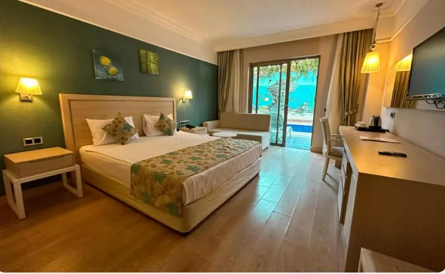 Bed in Linda Sunny Beach Hotel & Spa-Ultra All Inclusive