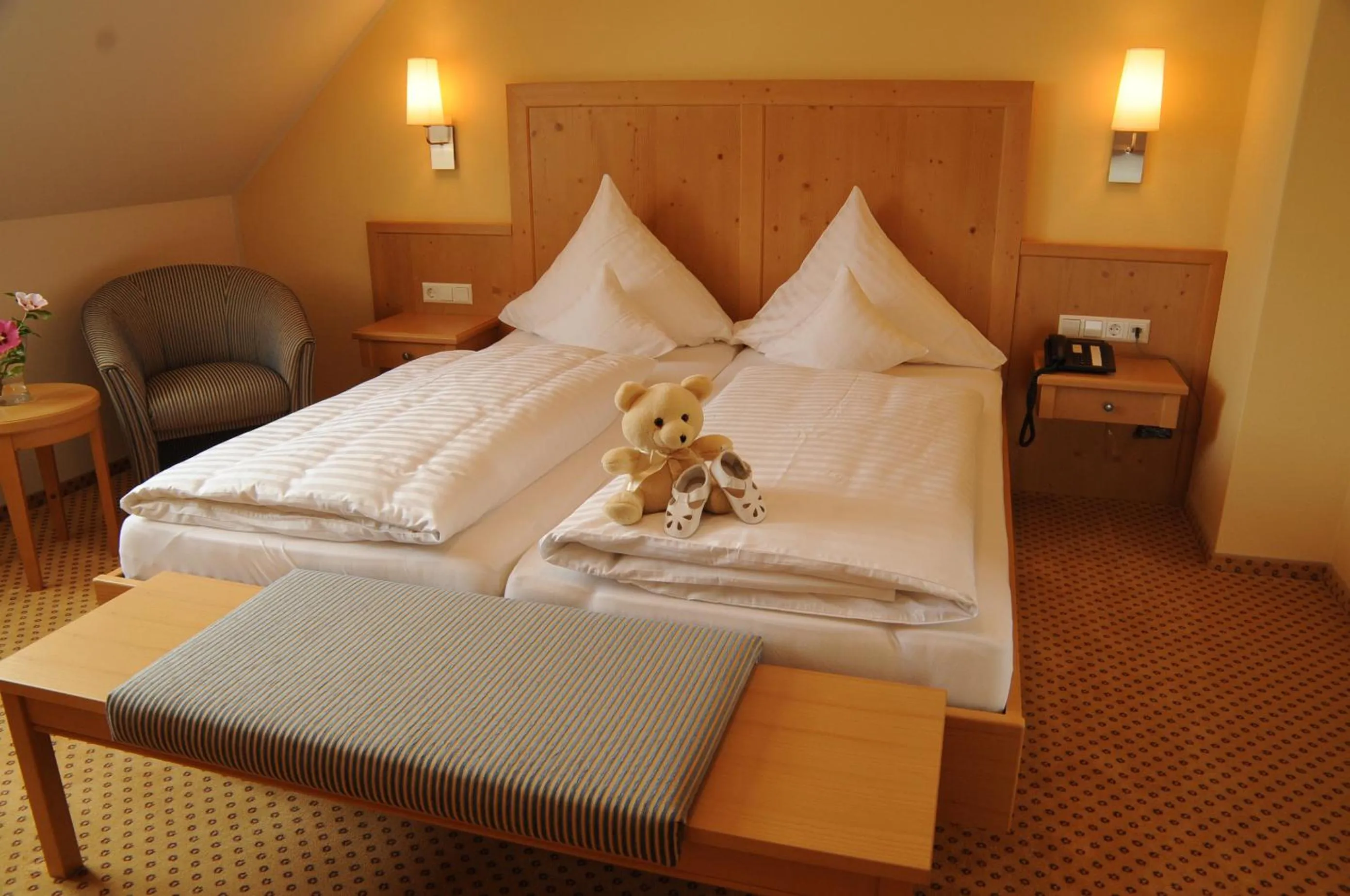 Bed in Beierleins Hotel & Catering GMBH