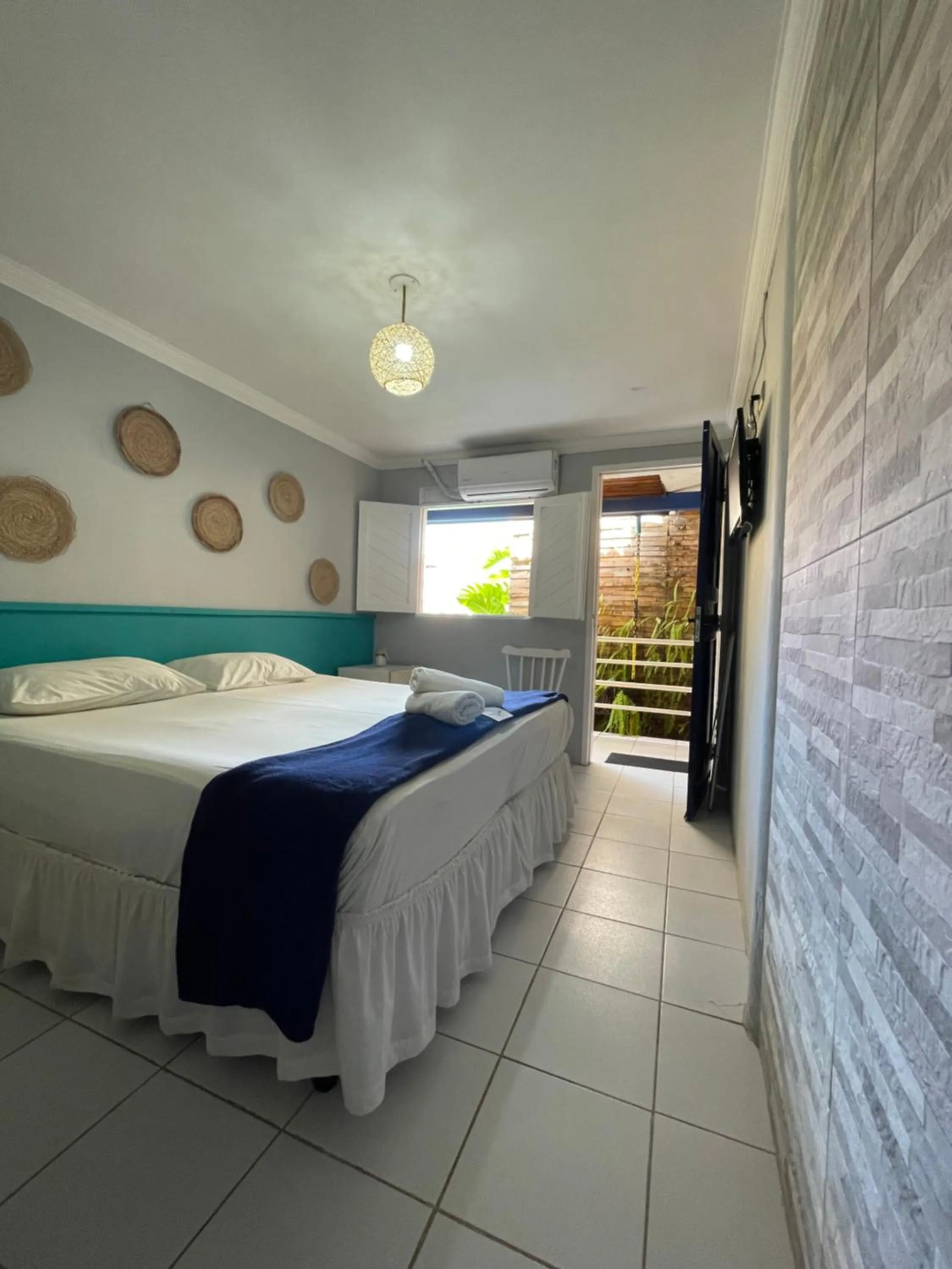 Breakfast, Bed in Pousada Girassol