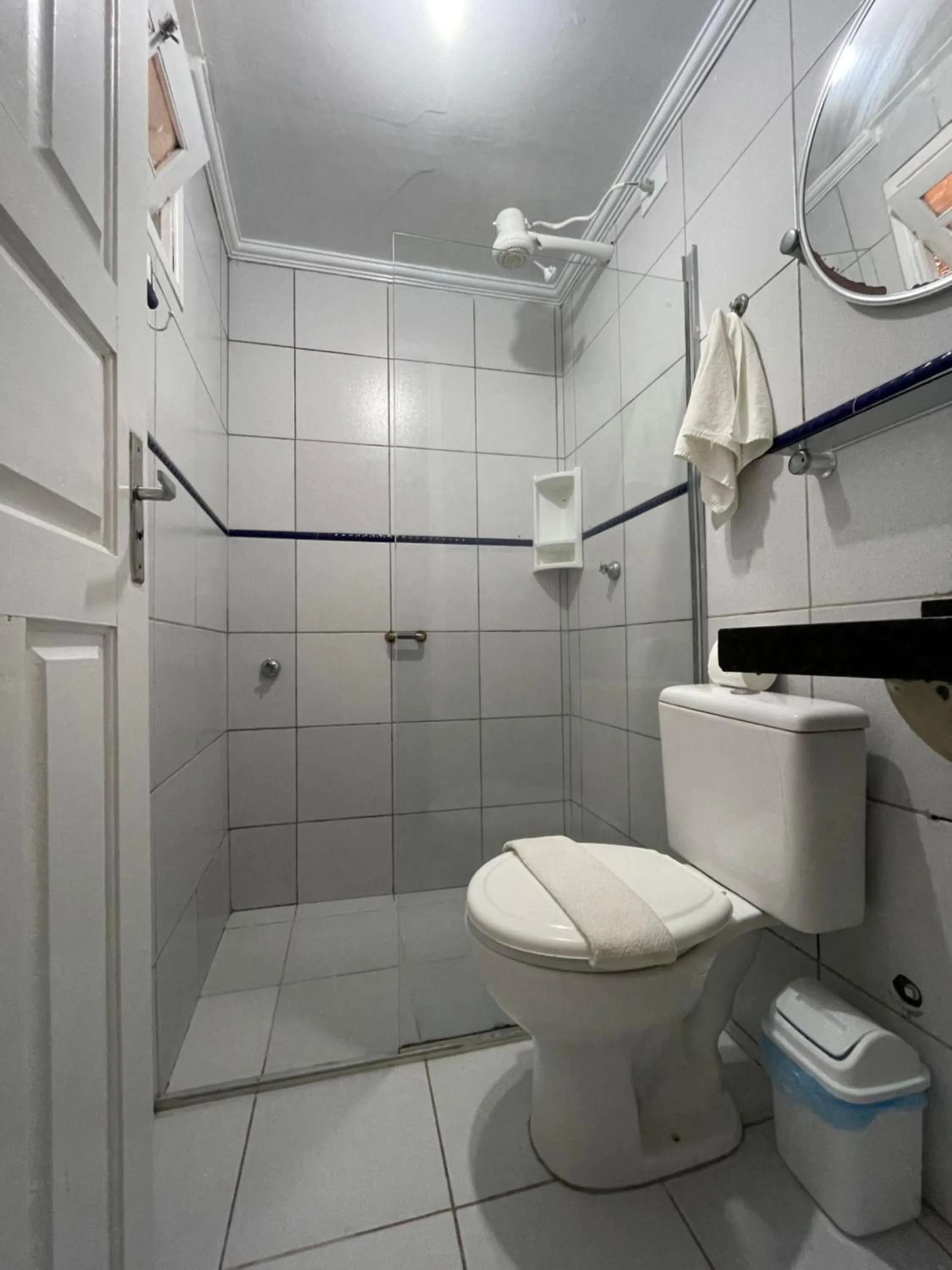 Bathroom in Pousada Girassol