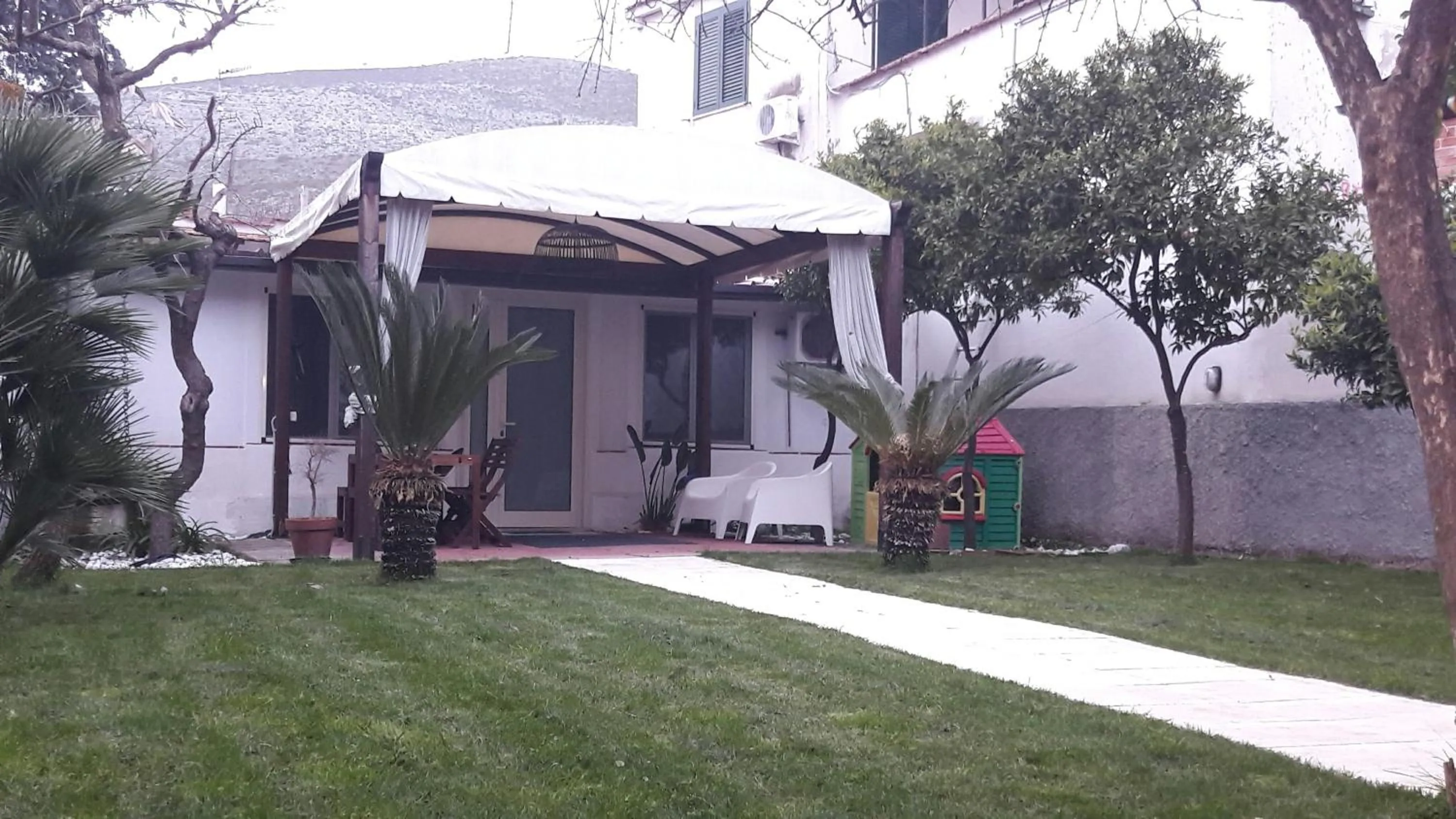 Blue B&B