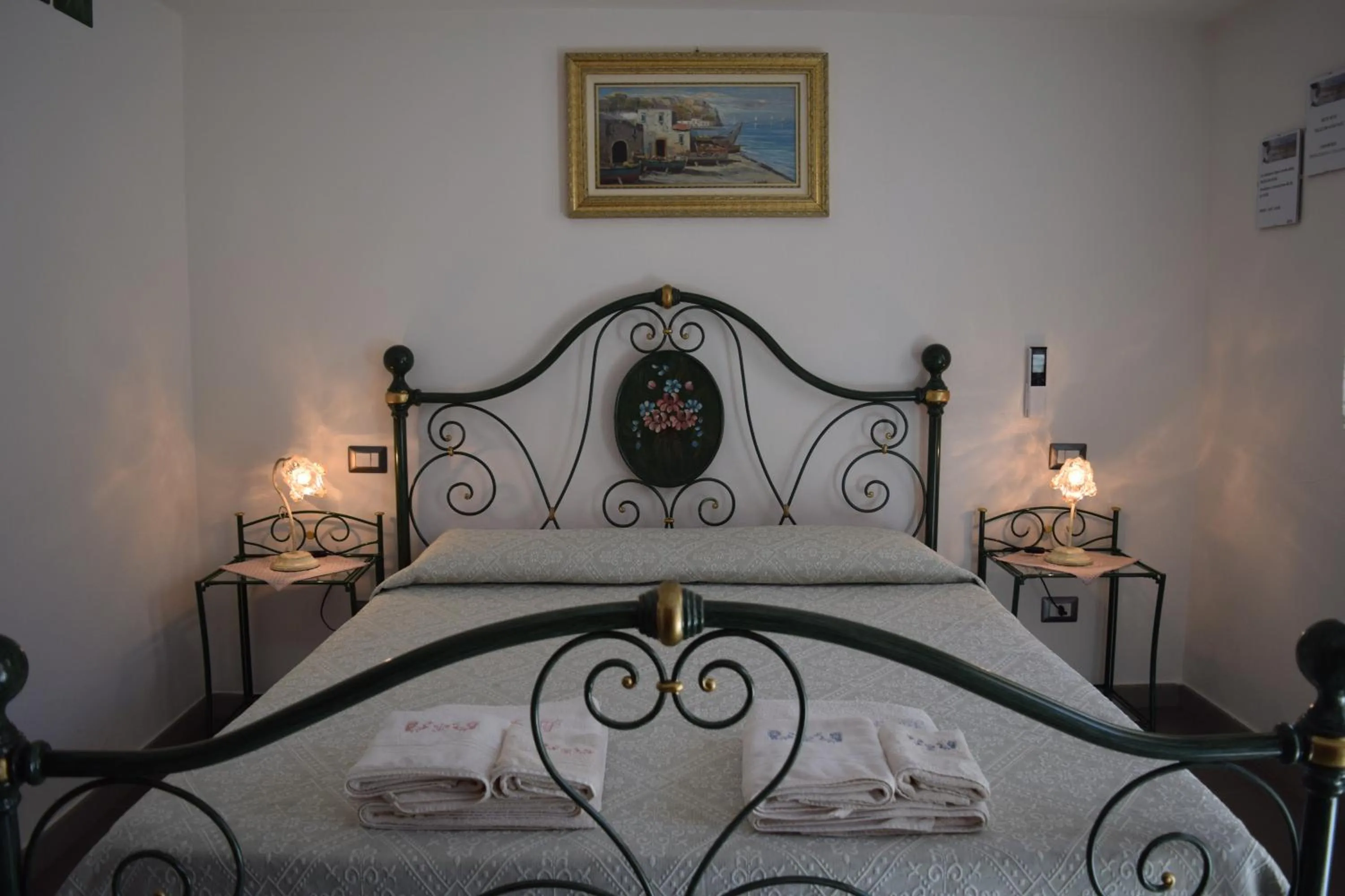 Double Room with Private Bathroom in B&B Terre del Sinis