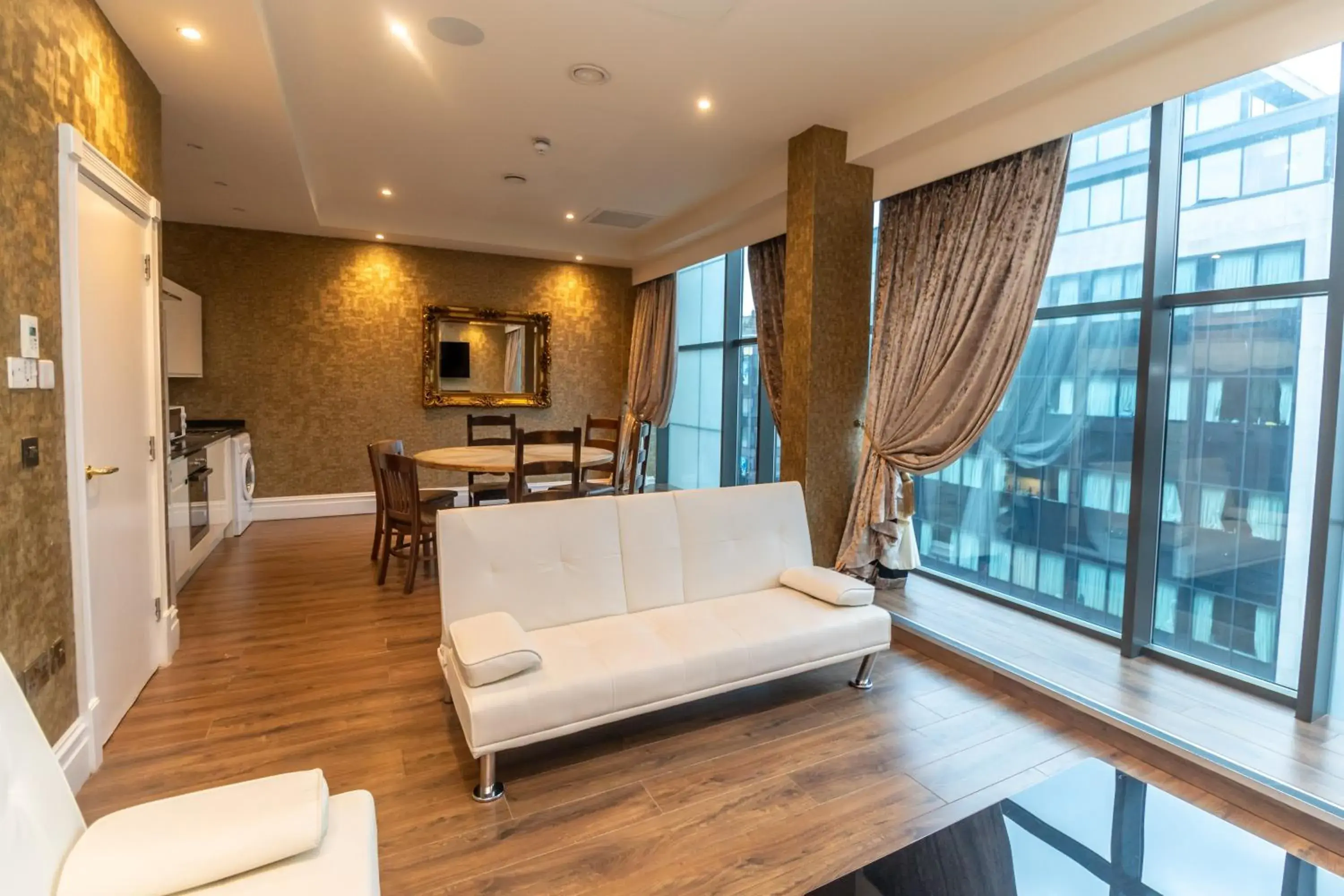 Bed in The Shankly Hotel Bed in The Shankly Hotel