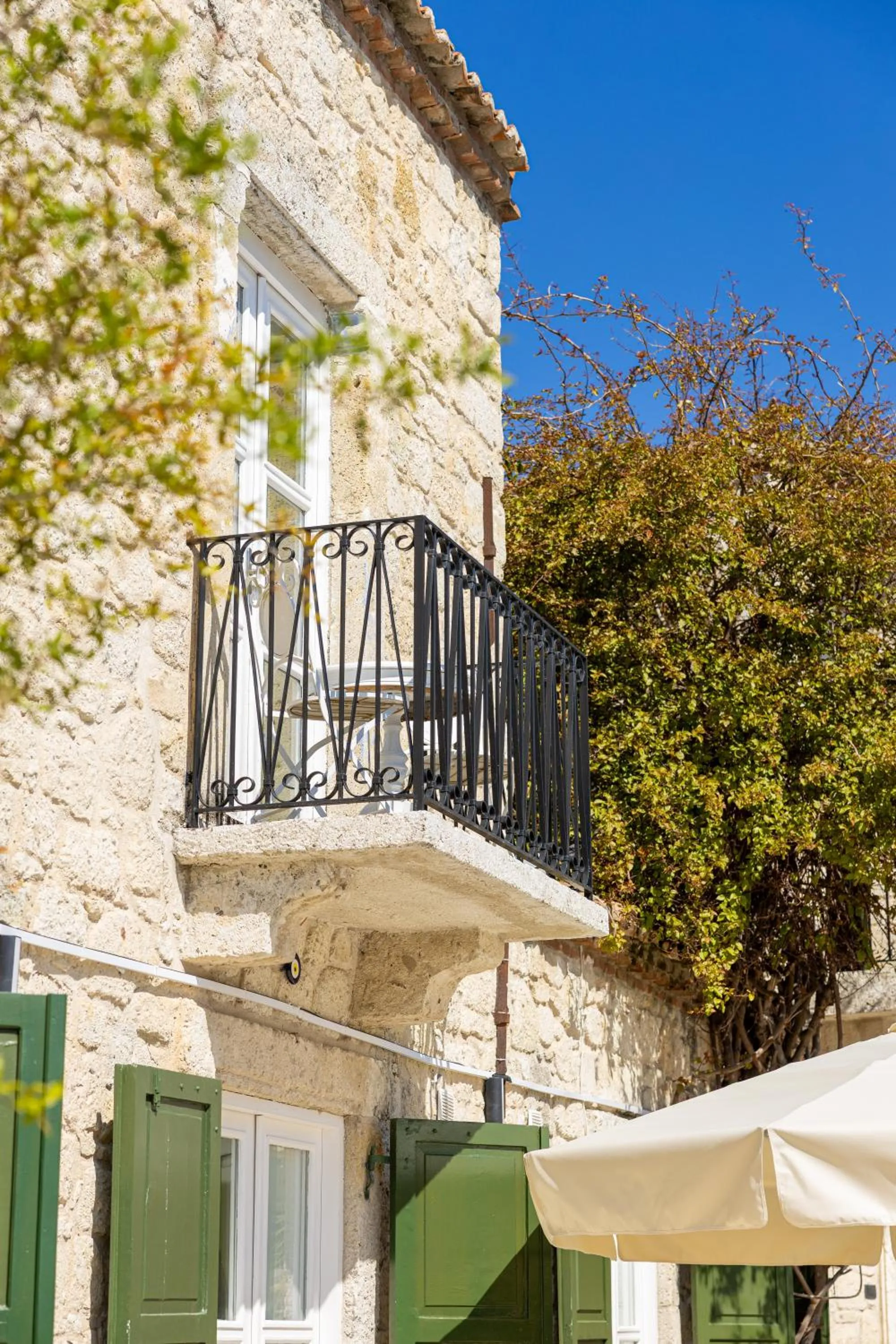 Property building in La Grenadine Hotel