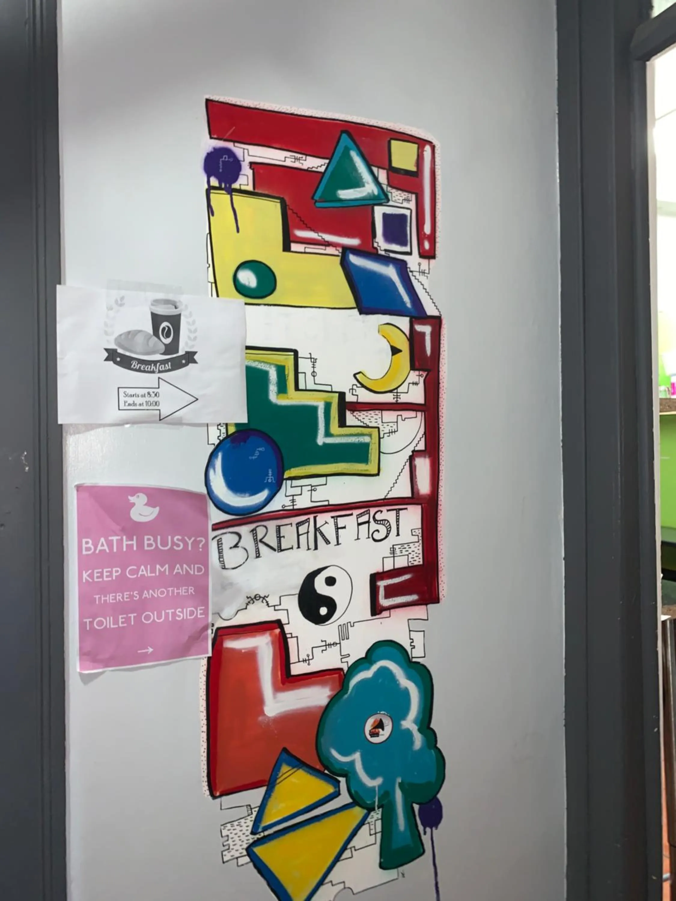 Shangri-La Hostel Anjos