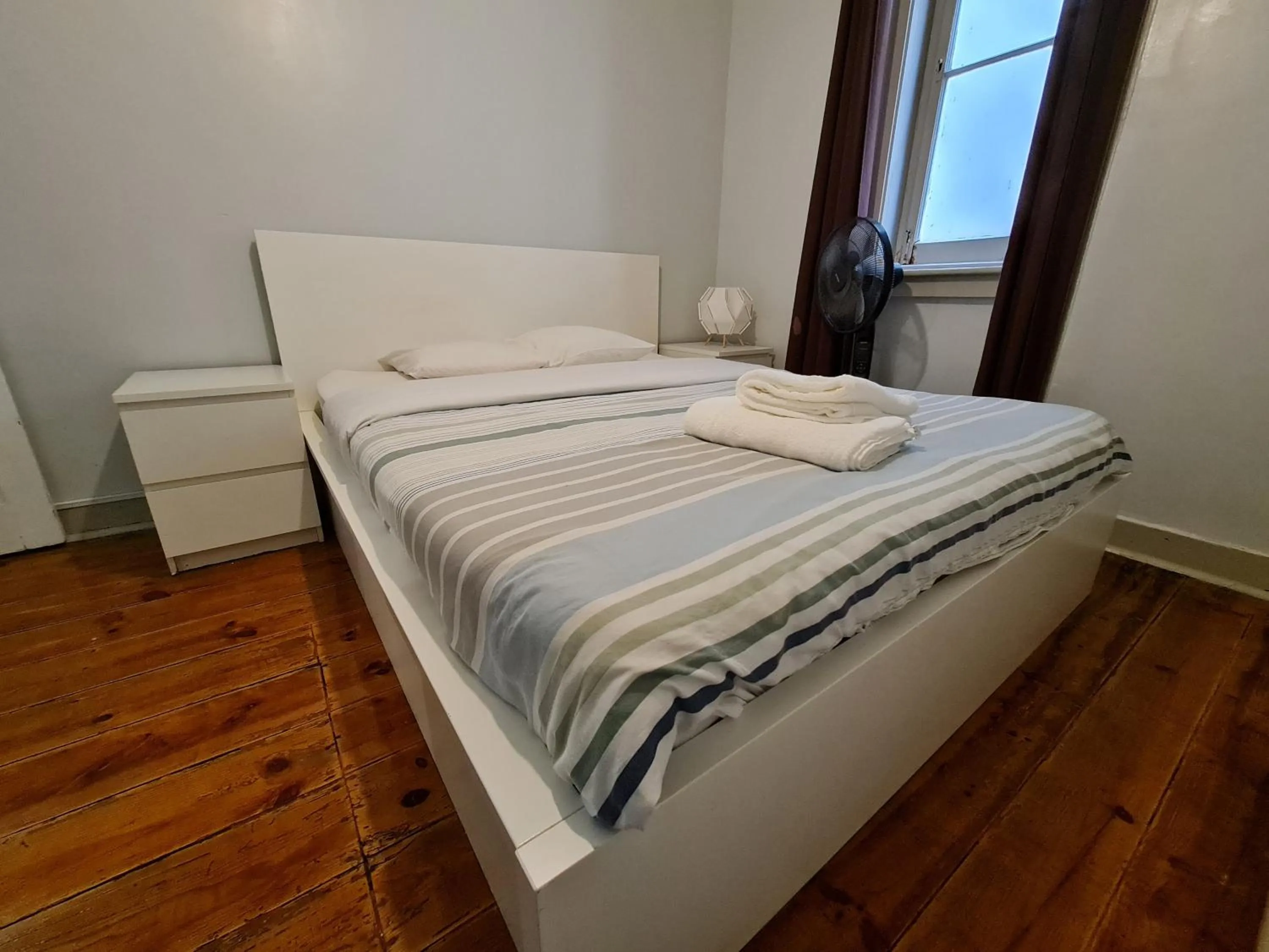 Bed in Shangri-La Hostel Anjos