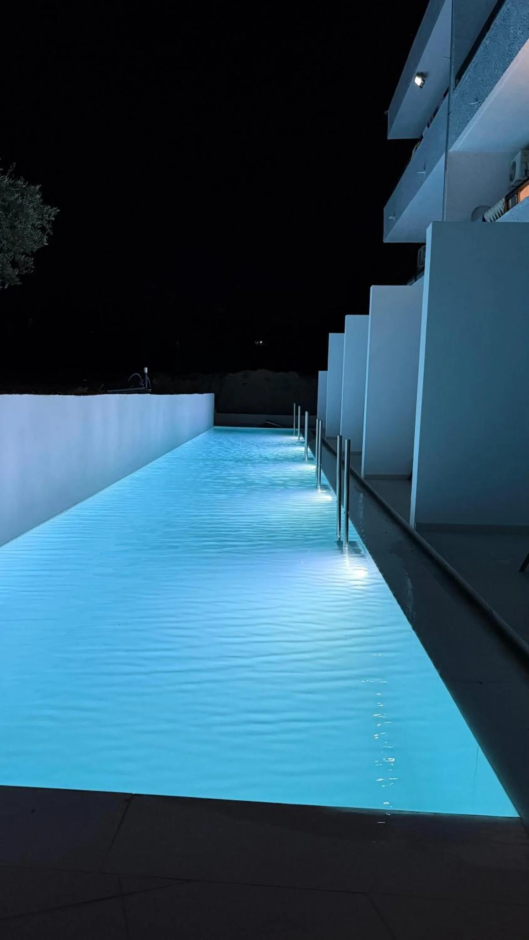 Photo of the whole room in Nikos BnB