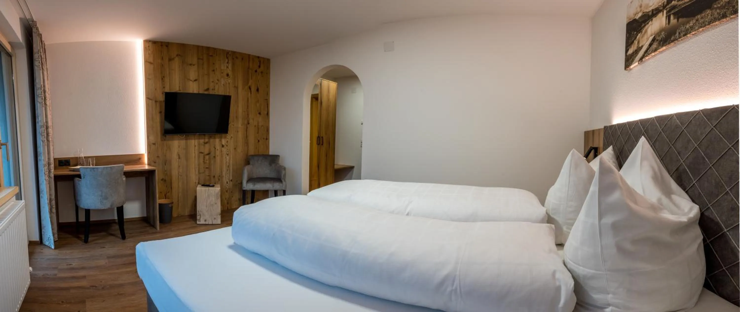 Photo of the whole room, Bed in Sonnenhang Montafon