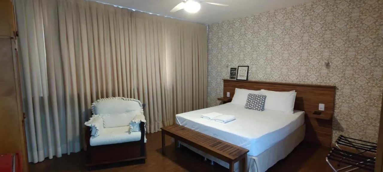 Deluxe Queen Room in Hospedaria Santiago