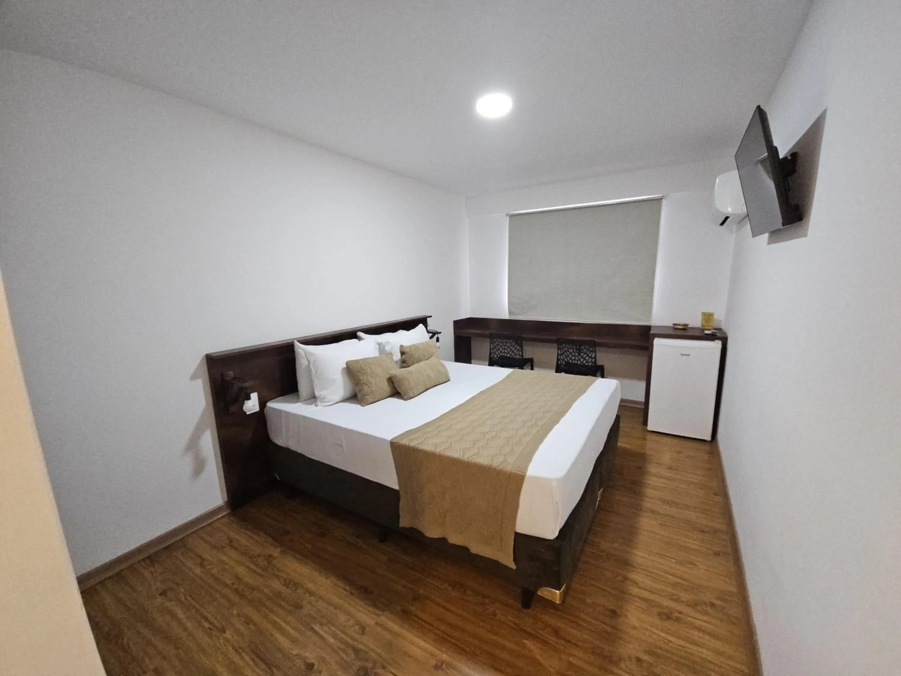 Family Room with Balcony in Hospedaria Santiago