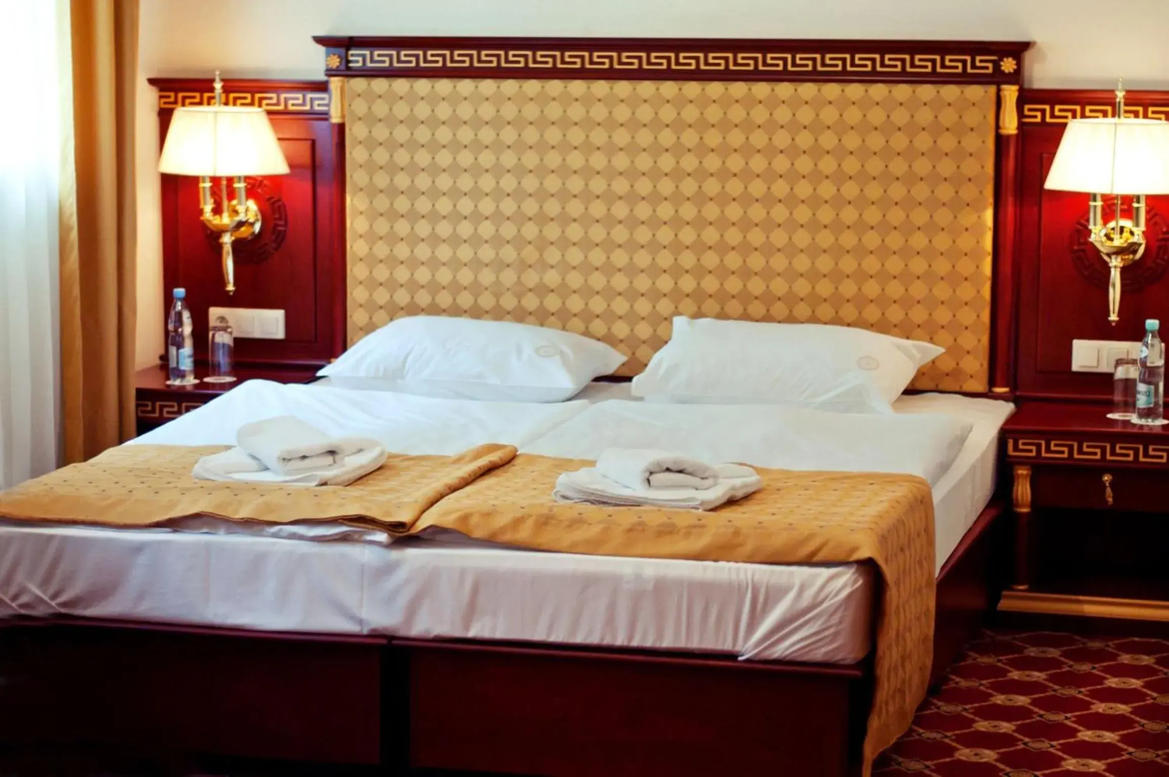 Bed in Hotel Holiday Park Bed in Hotel Holiday Park