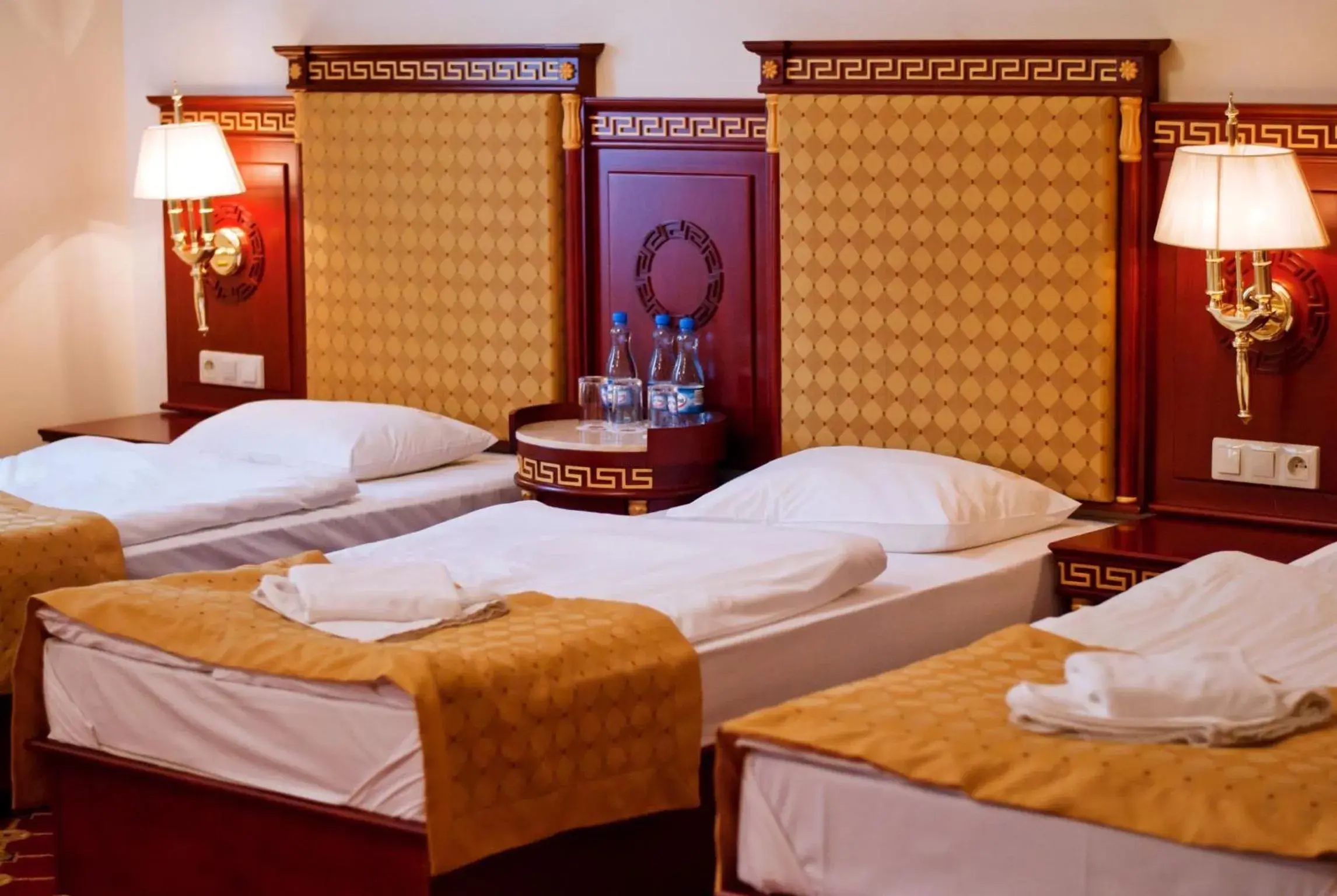 Photo of the whole room, Bed in Hotel Holiday Park Photo of the whole room, Bed in Hotel Holiday Park