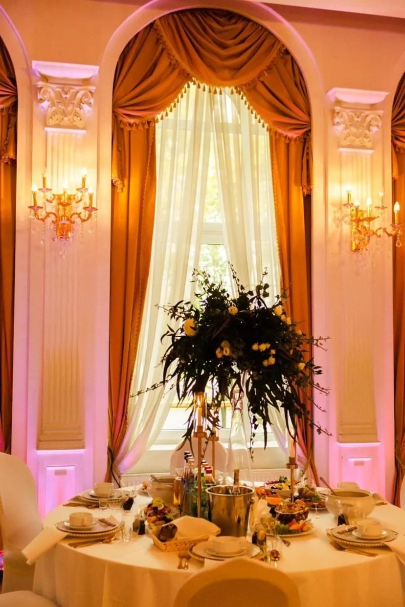 Food and drinks in Hotel Holiday Park