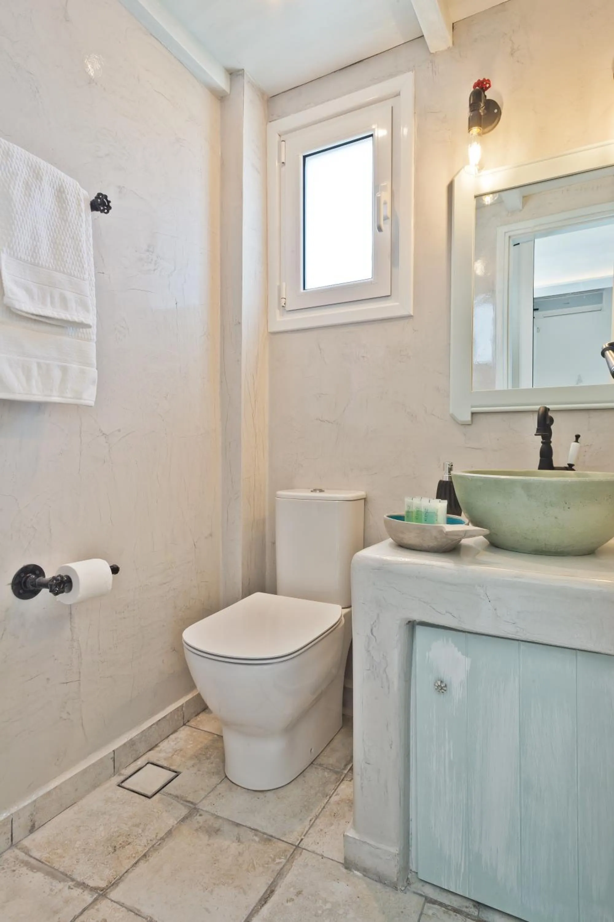 Toilet in Villa Stamatina