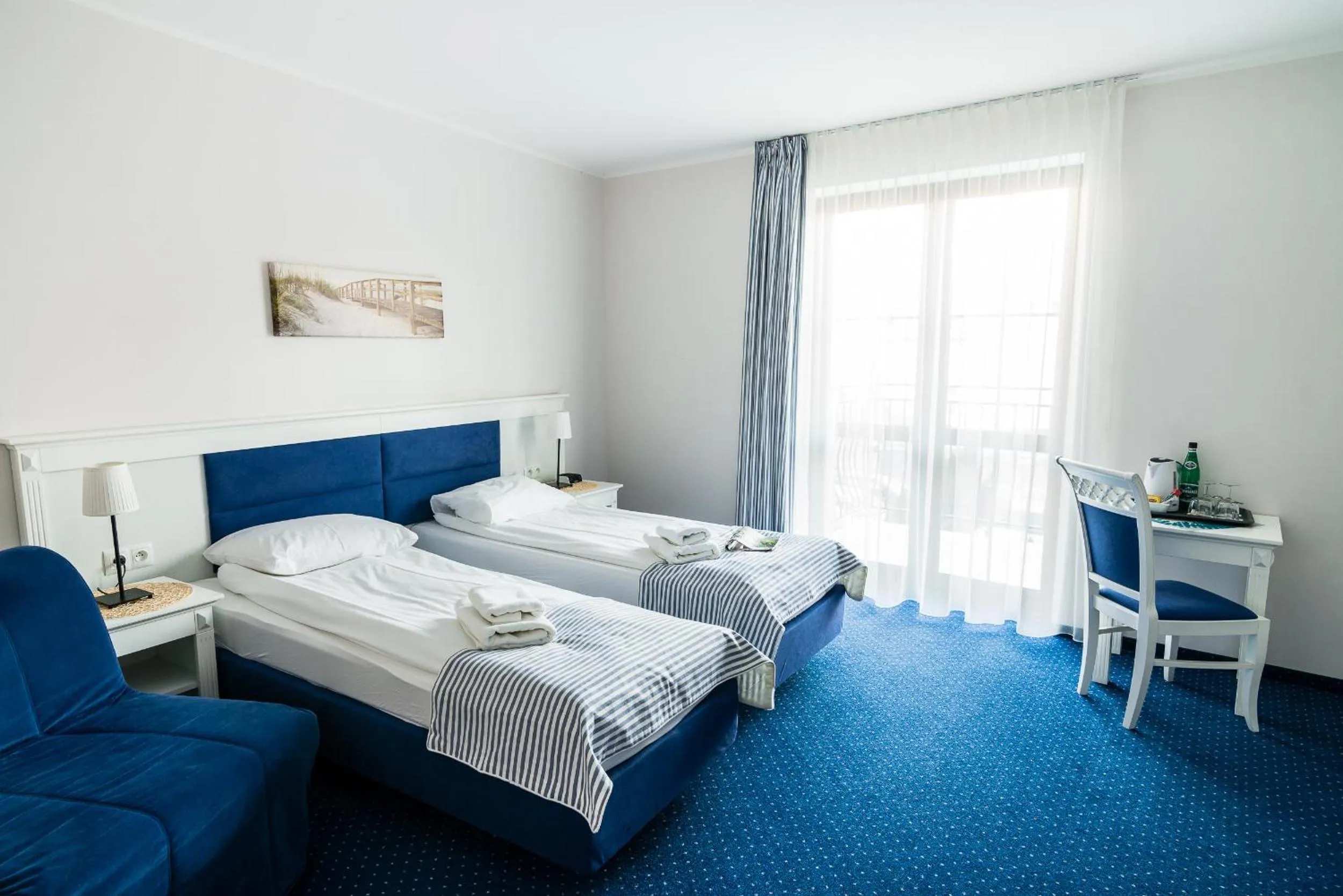 Photo of the whole room in Portobello