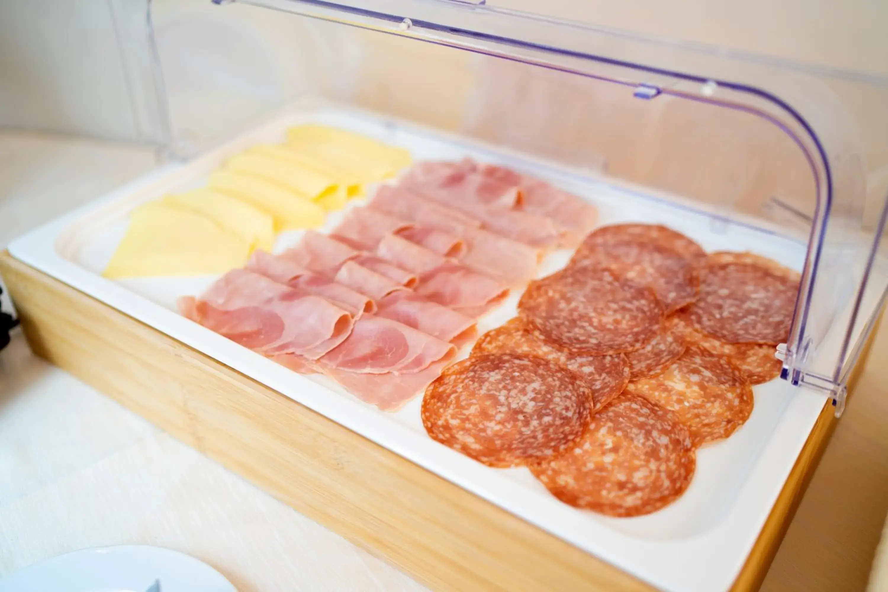 Food and drinks in Hotel Mara Food and drinks in Hotel Mara