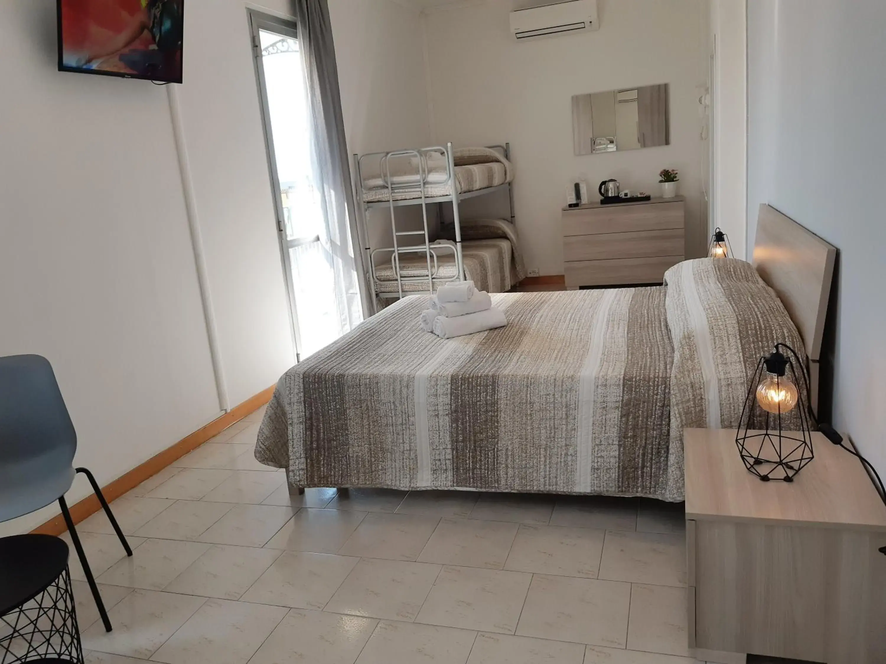 Photo of the whole room, Bed in Hotel Mara Photo of the whole room, Bed in Hotel Mara