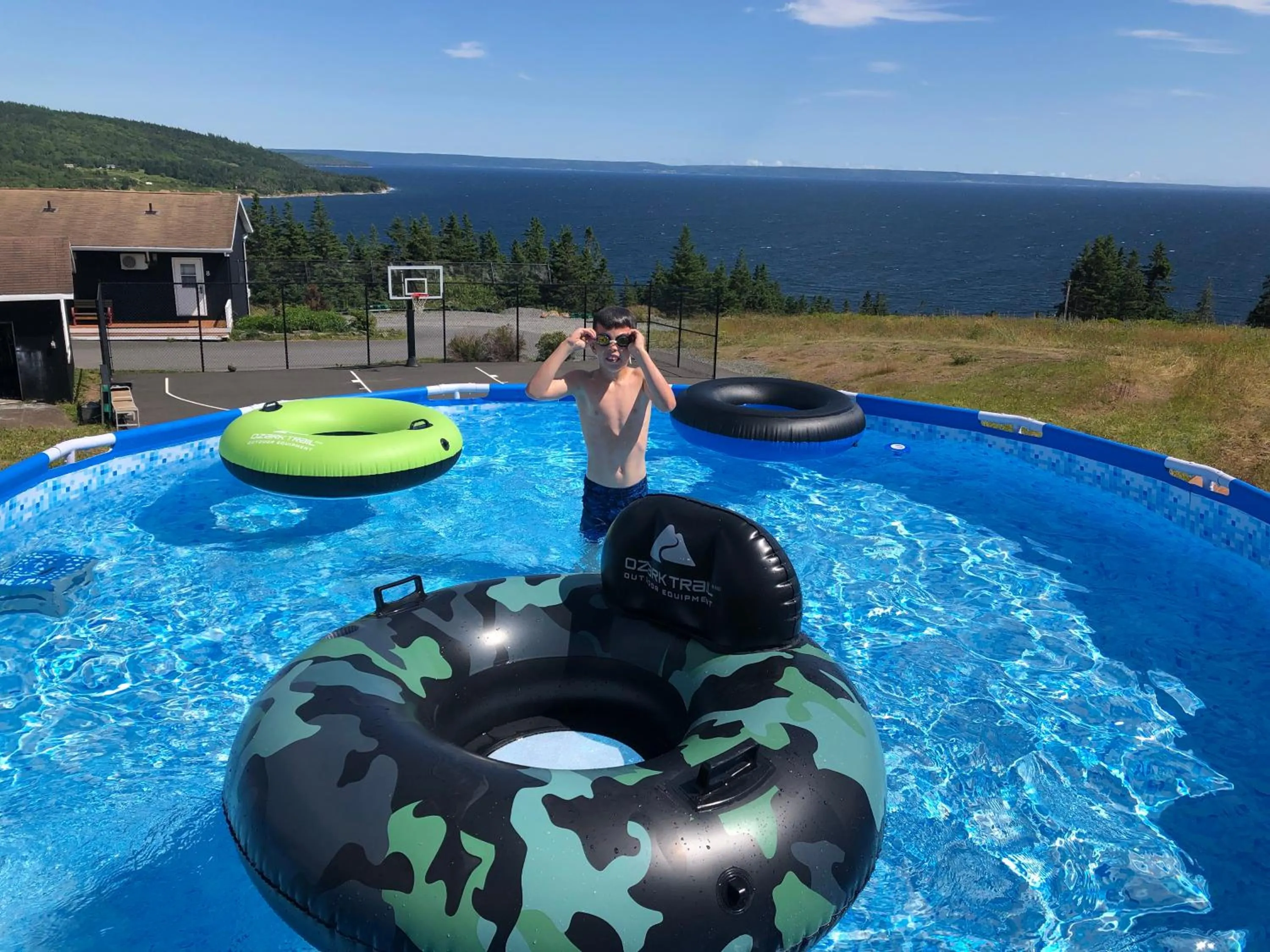 Swimming pool in The Iona Heights Inn