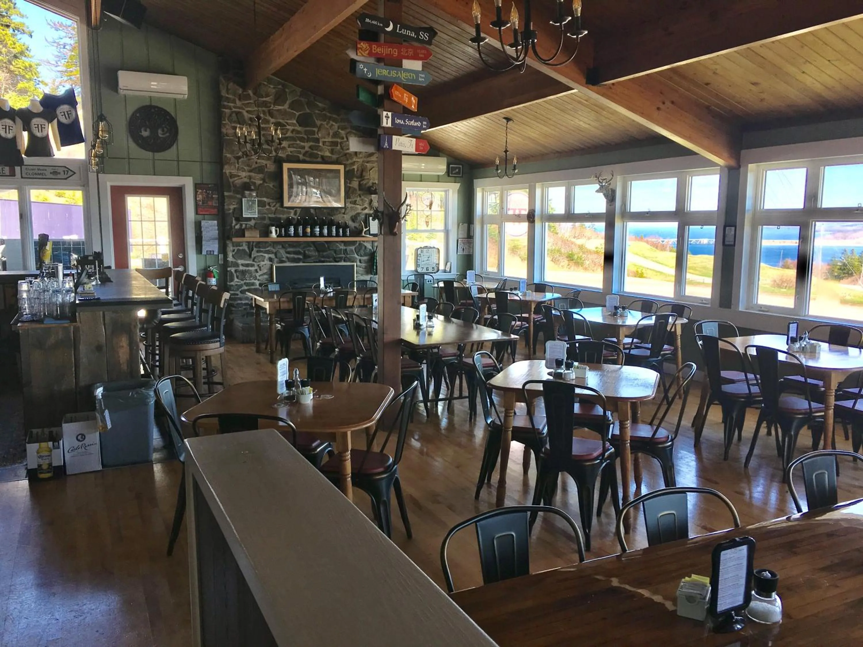 Dining area in The Iona Heights Inn