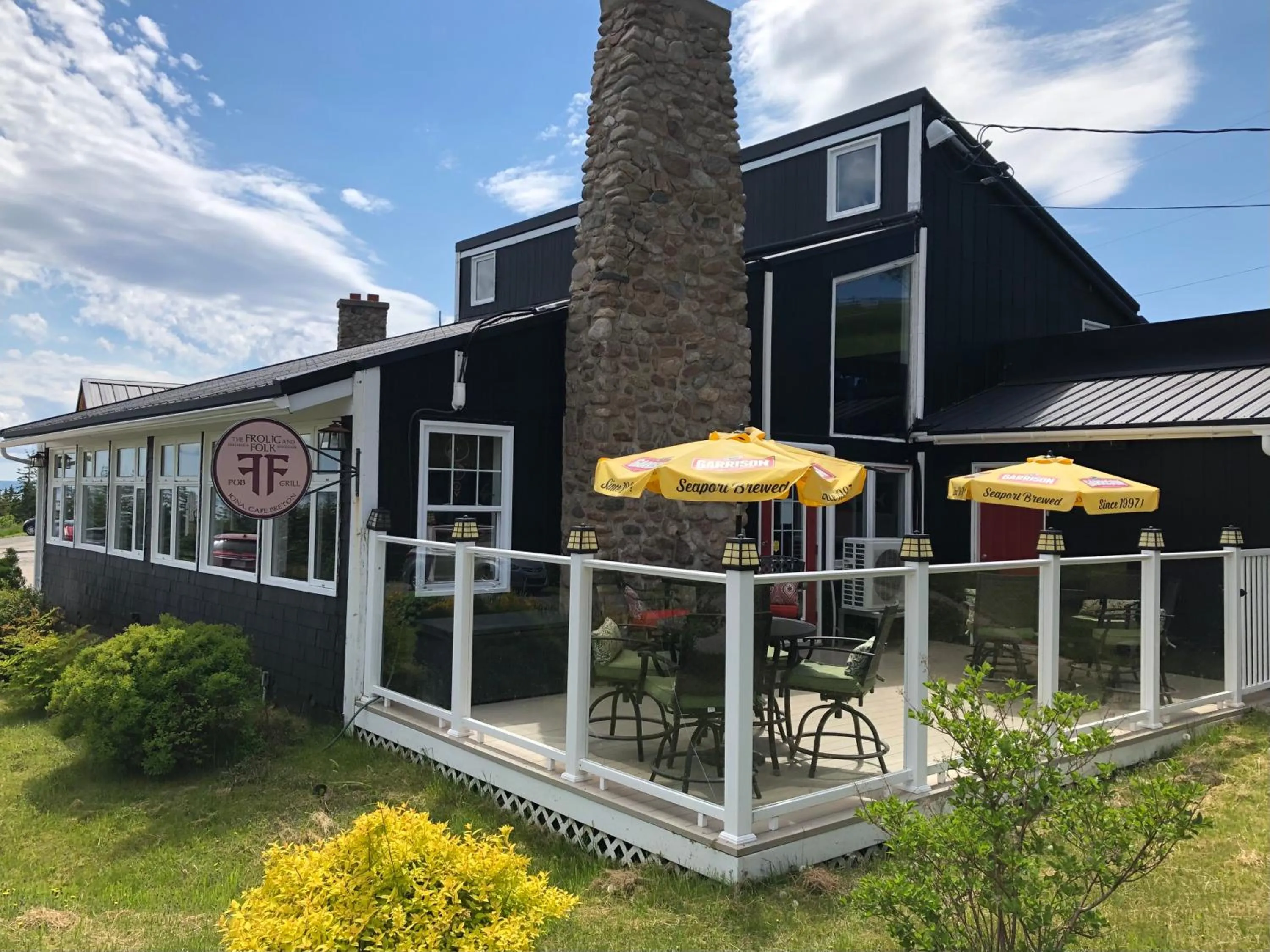 Restaurant/places to eat in The Iona Heights Inn