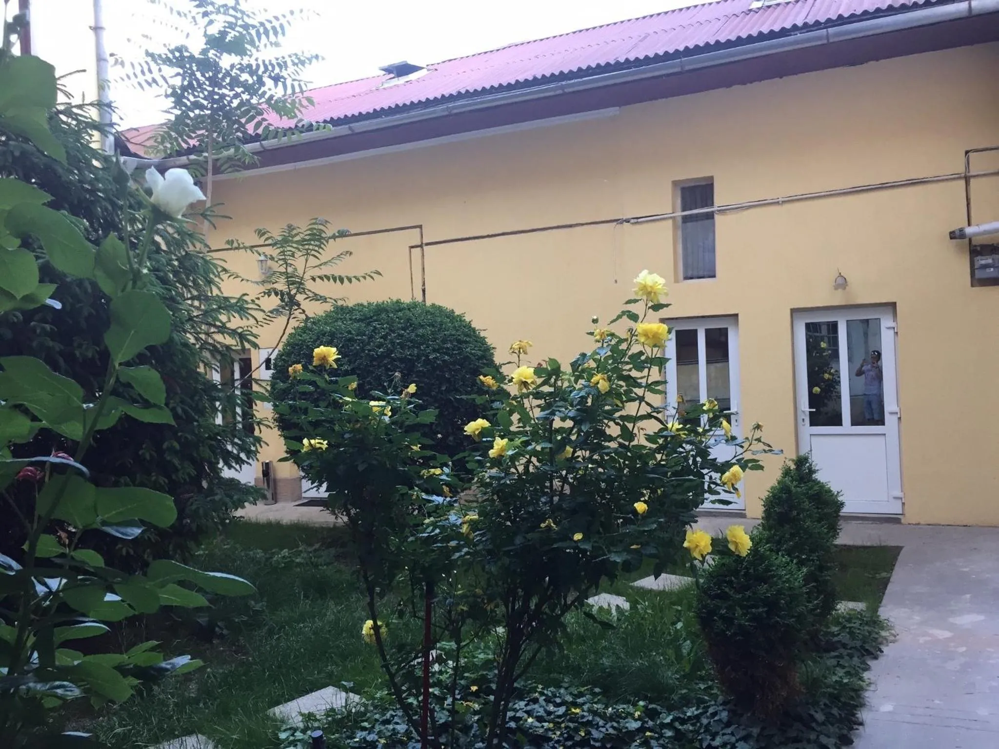 Facade/entrance in Vivaldi Studios
