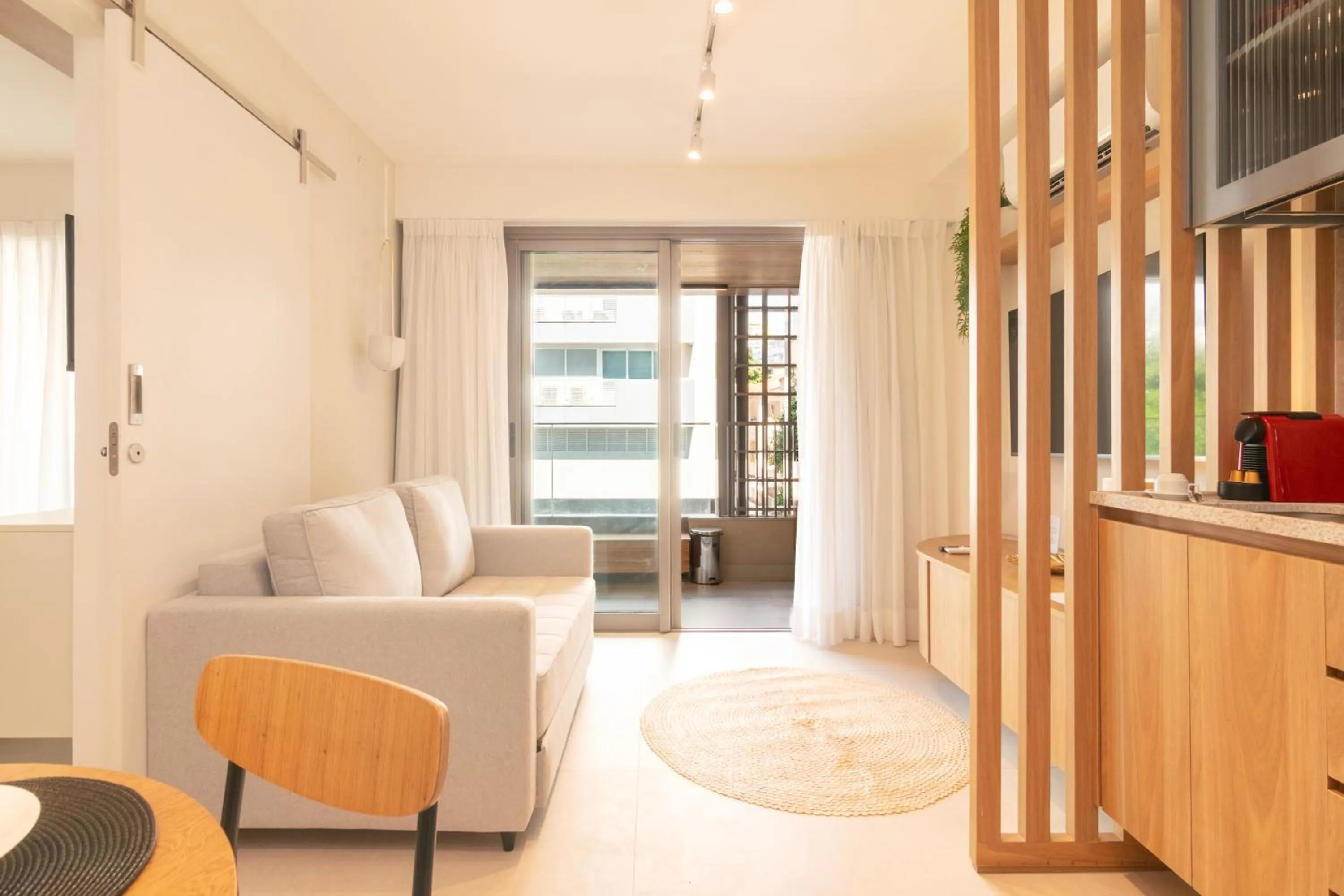 Day in Charlie Flora Jardim Botânico