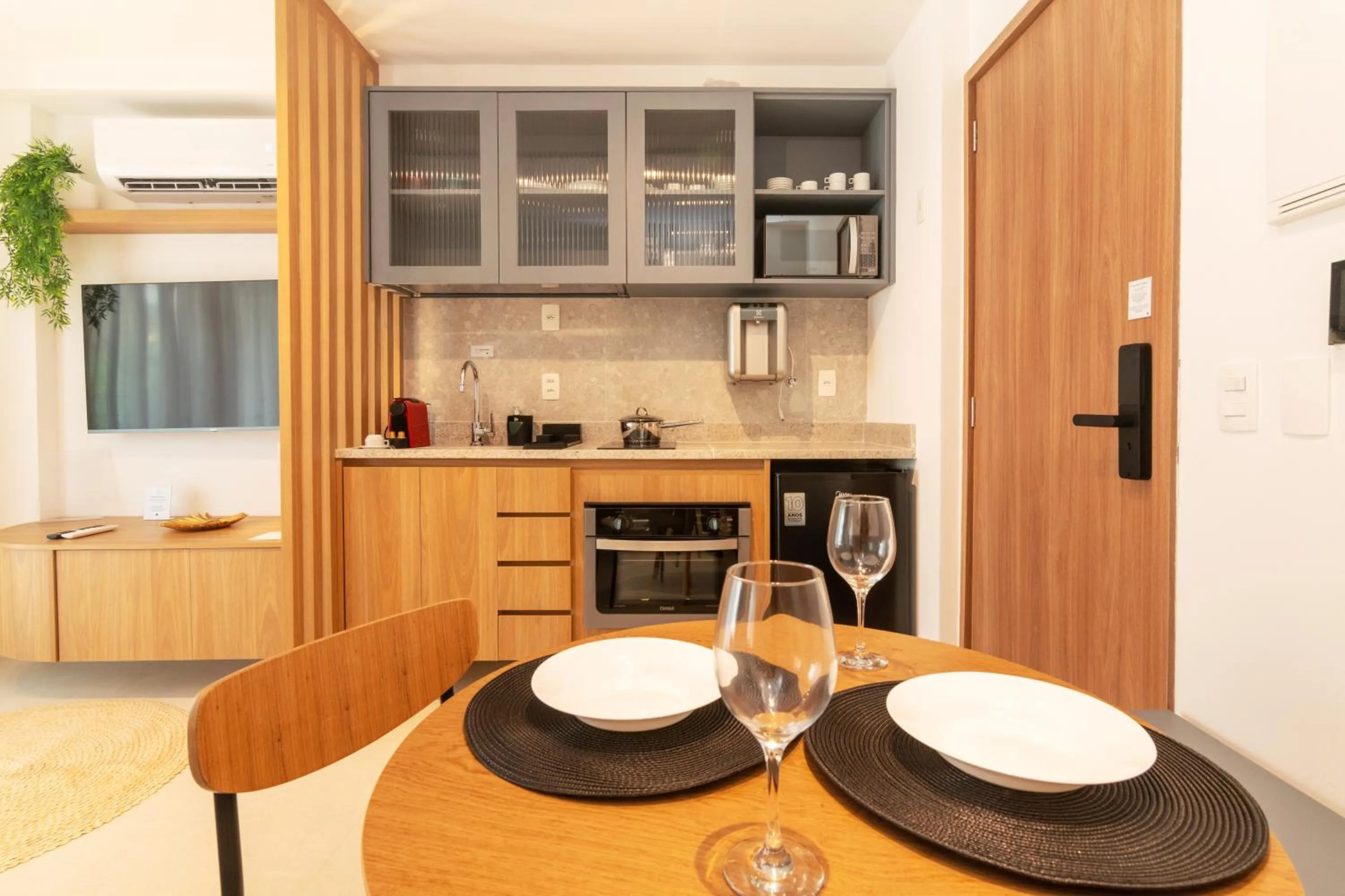 Day in Charlie Flora Jardim Botânico