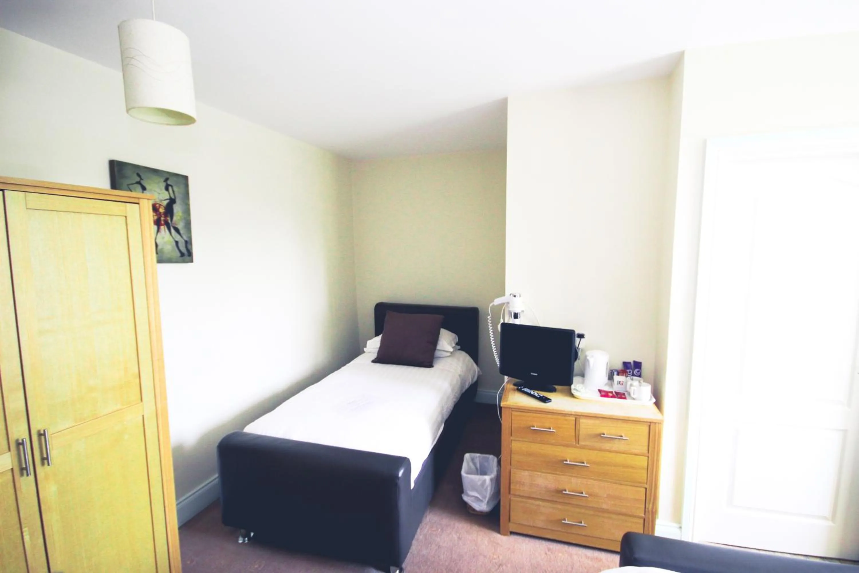 Bed in The Kings Arms