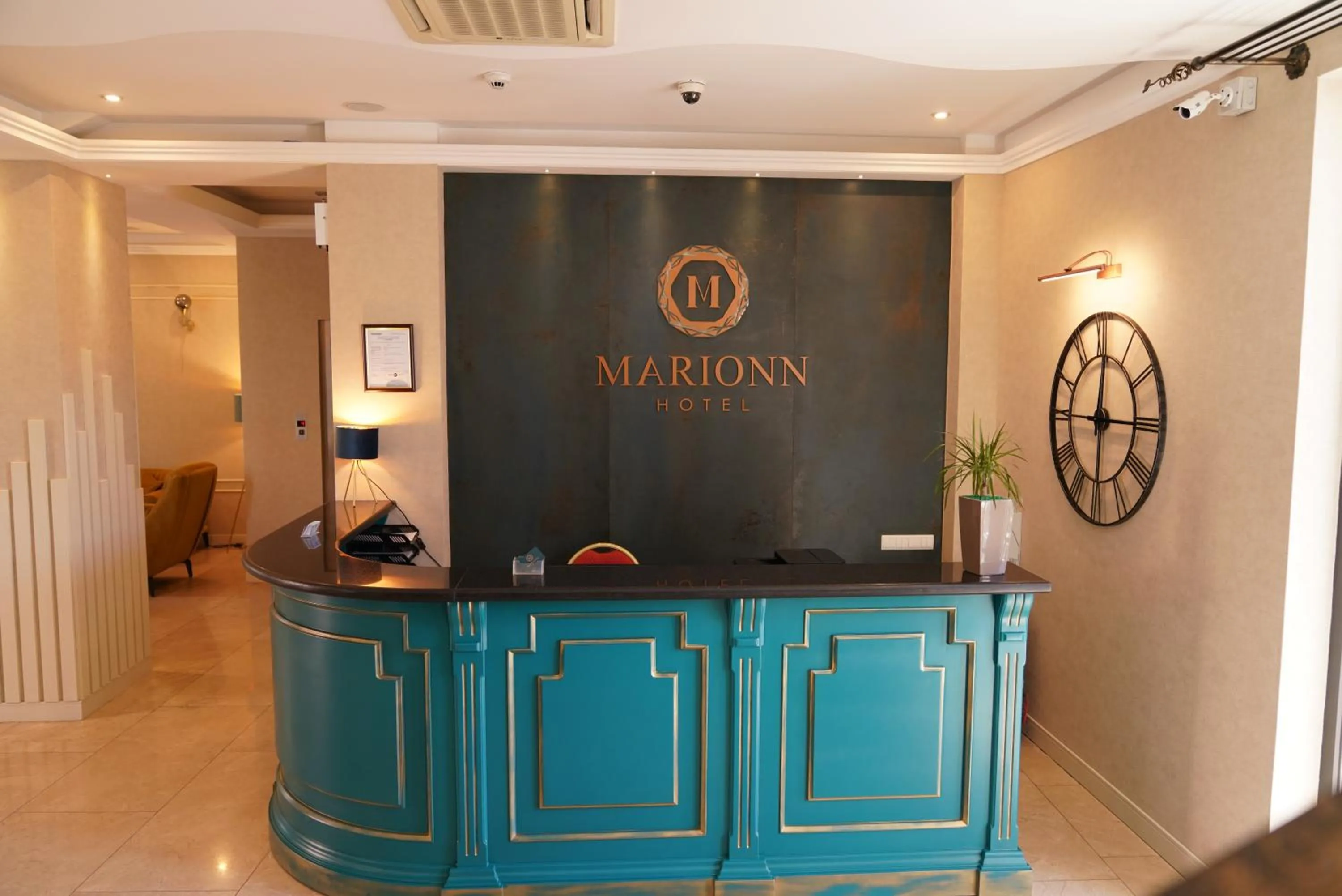 Lobby or reception in Marionn Hotel