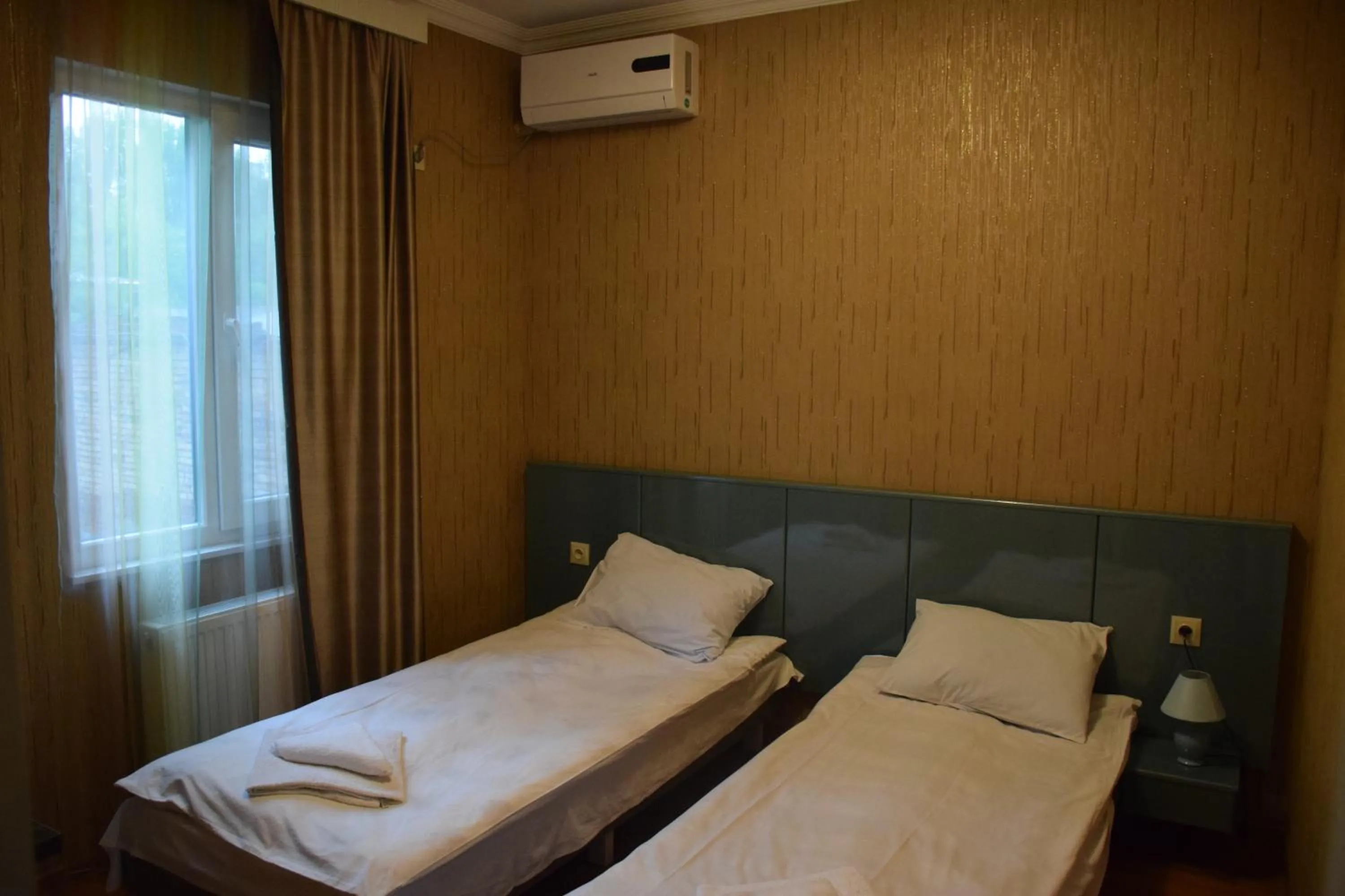 Photo of the whole room, Bed in Crossway Tbilisi Hotel