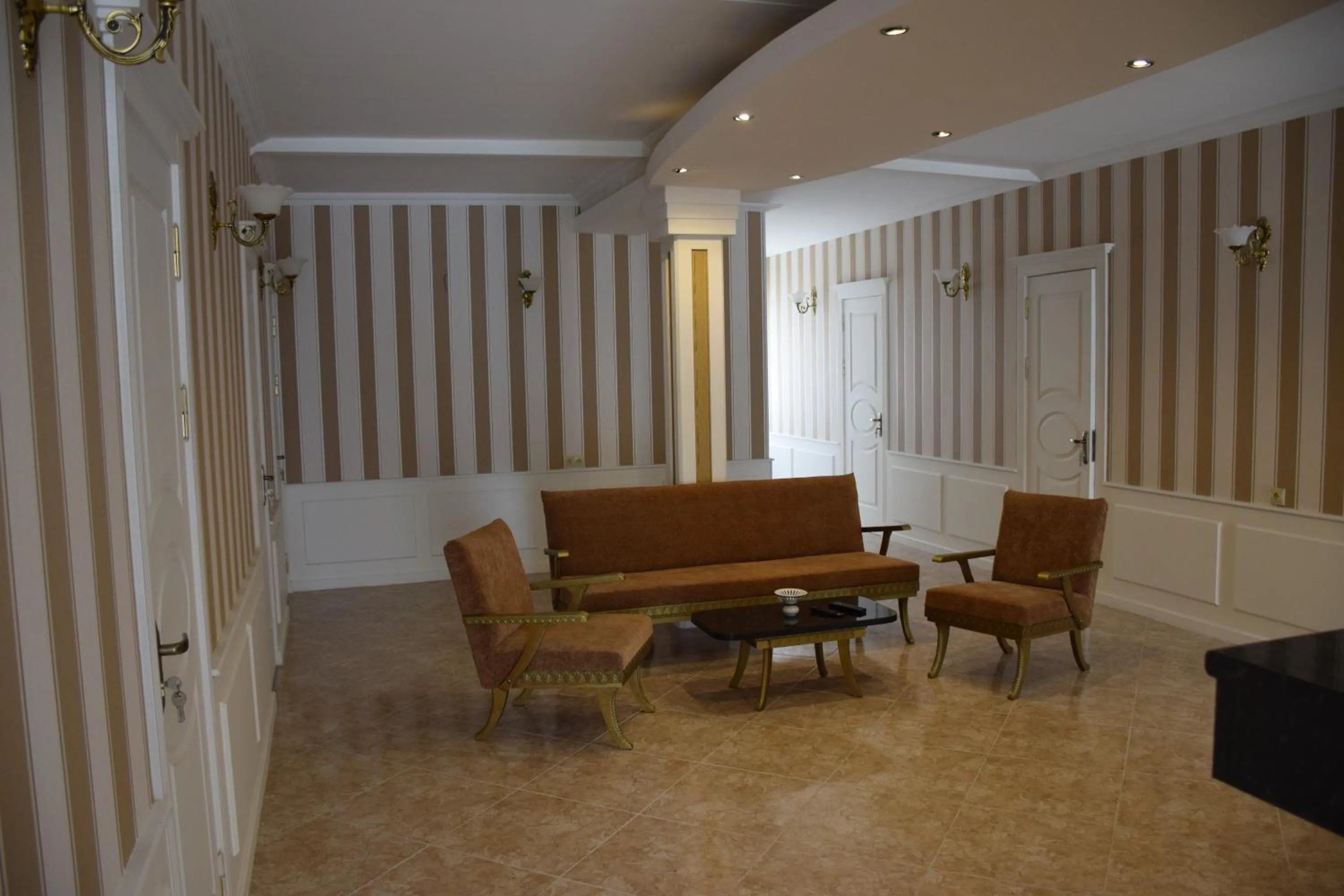 Living room in Crossway Tbilisi Hotel