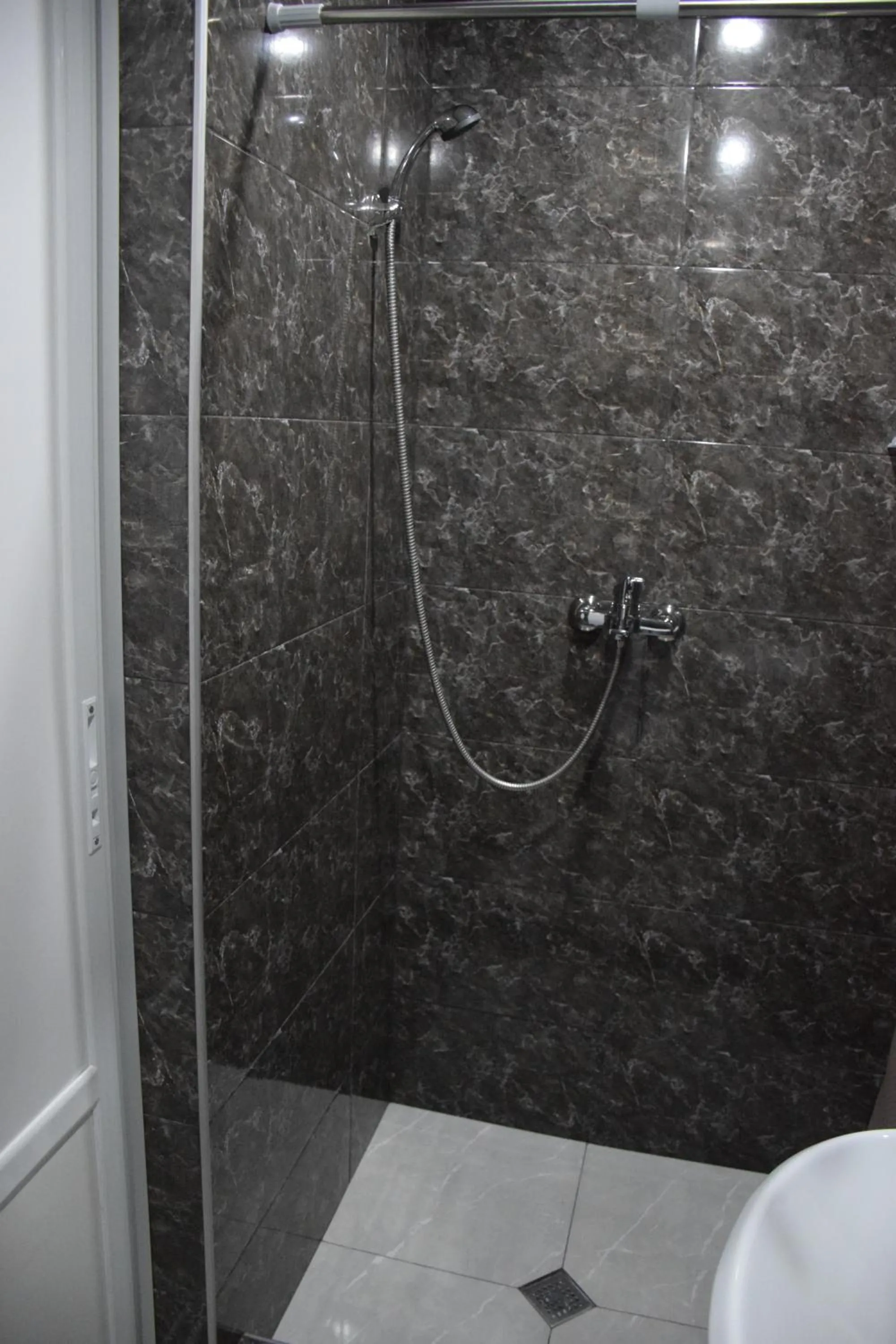 Shower in Crossway Tbilisi Hotel