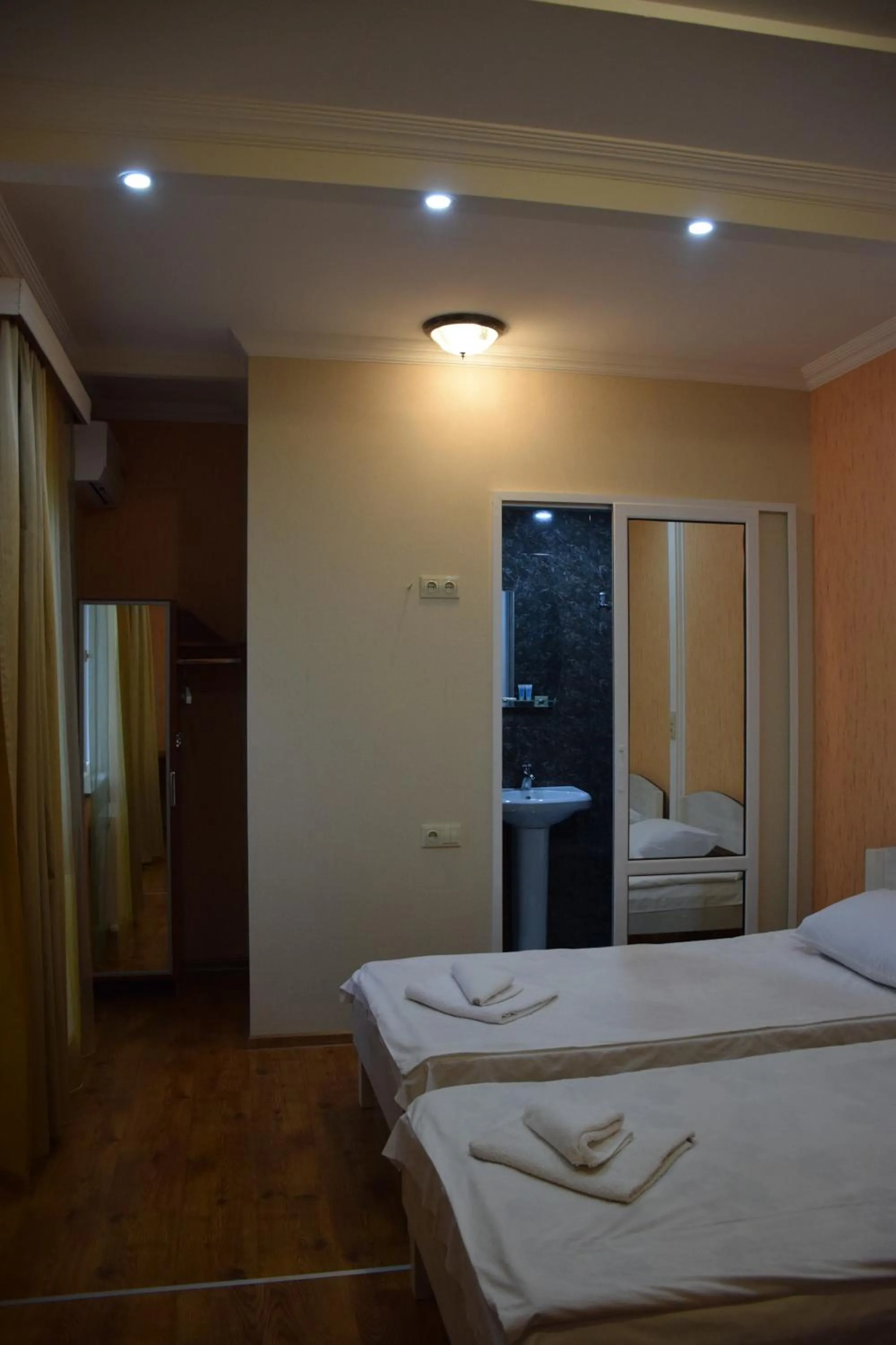 Photo of the whole room, Bed in Crossway Tbilisi Hotel