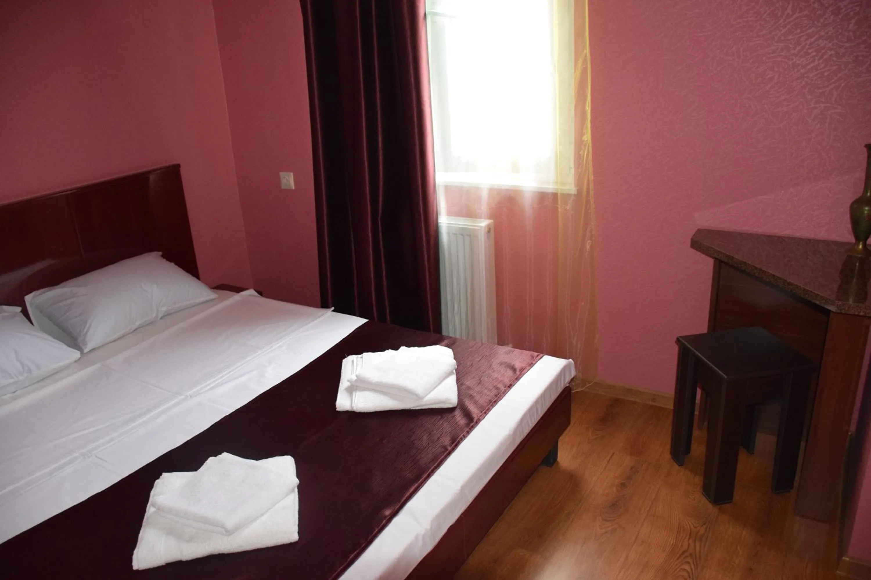 Bedroom, Bed in Crossway Tbilisi Hotel
