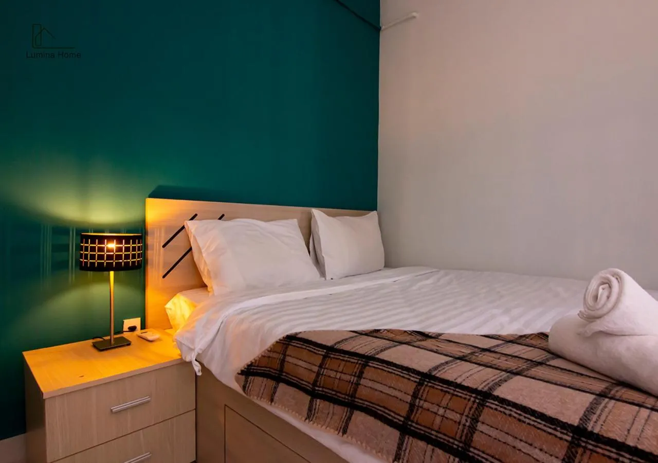 Lumina Home