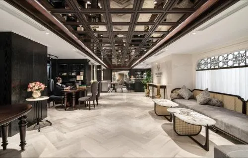 Luxe Paradise Suites Hotel & Spa
