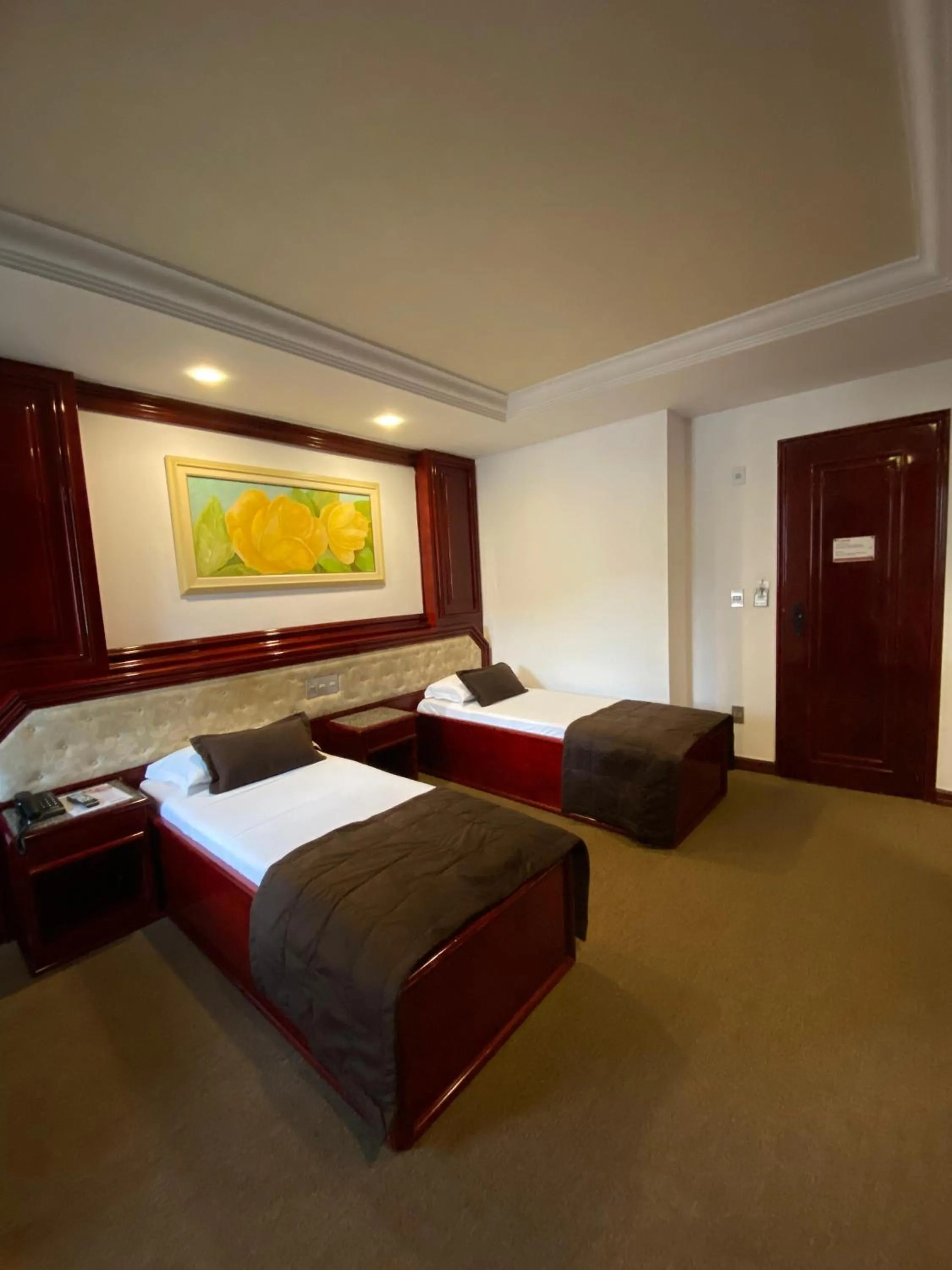 Photo of the whole room, Bed in Maxim Plaza Hotel