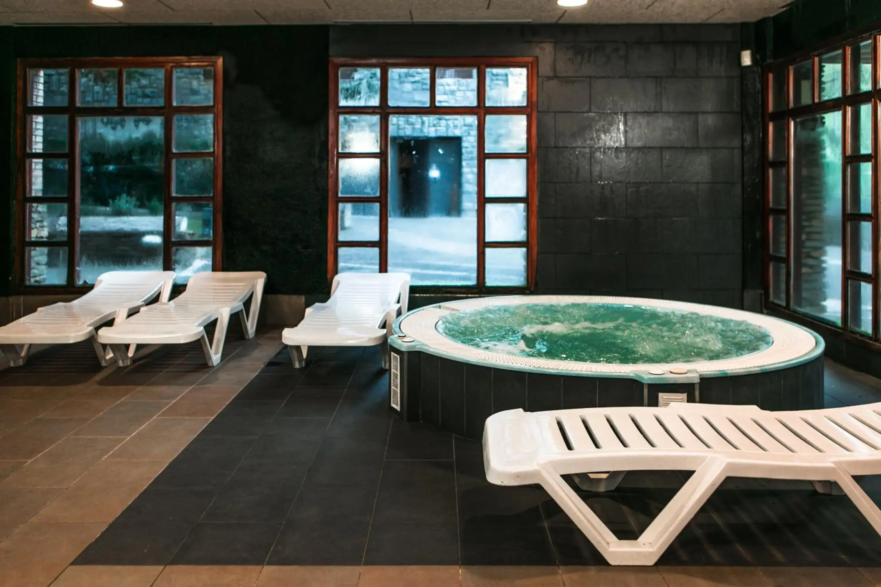 Spa and wellness centre/facilities in Hotel SNÖ Condes del Pallars Spa and wellness centre/facilities in Hotel SNÖ Condes del Pallars