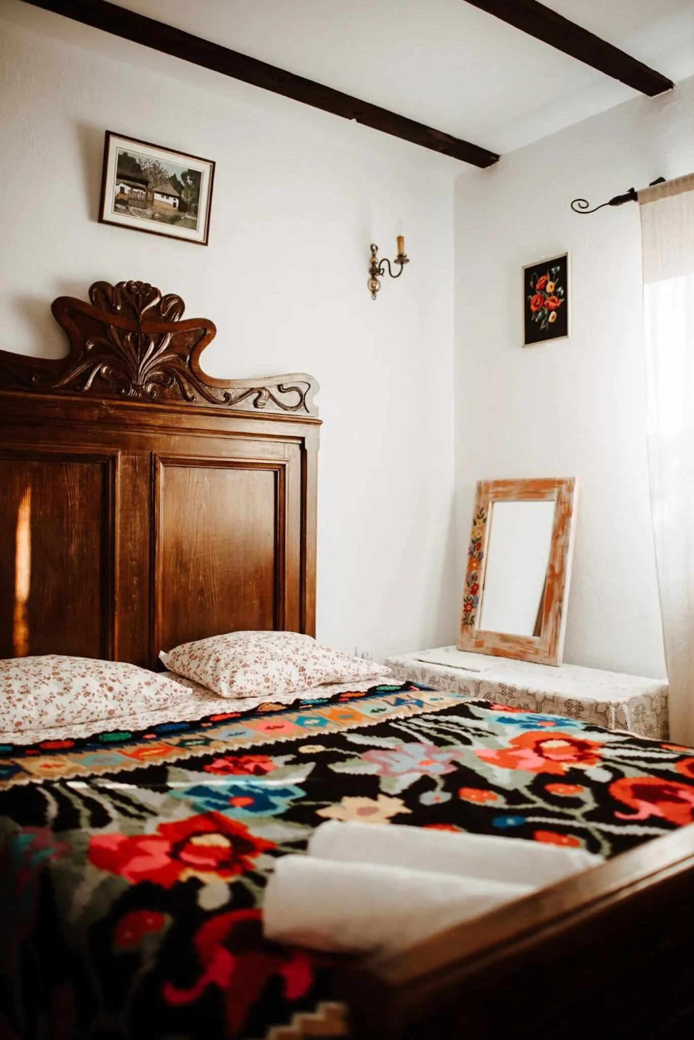 Bed in Conacul Paloși