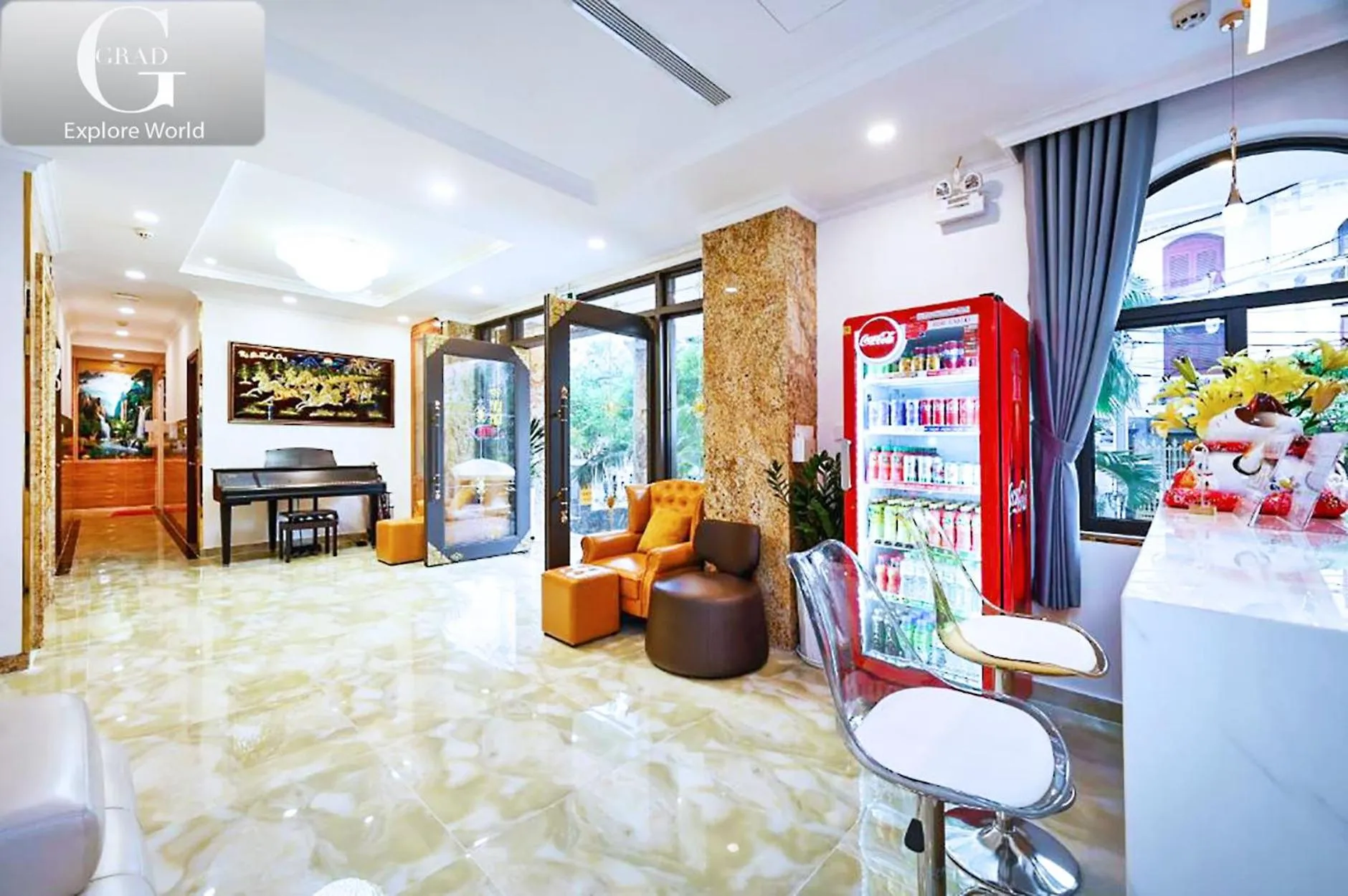 TV and multimedia in Ly Ly Hotel 2