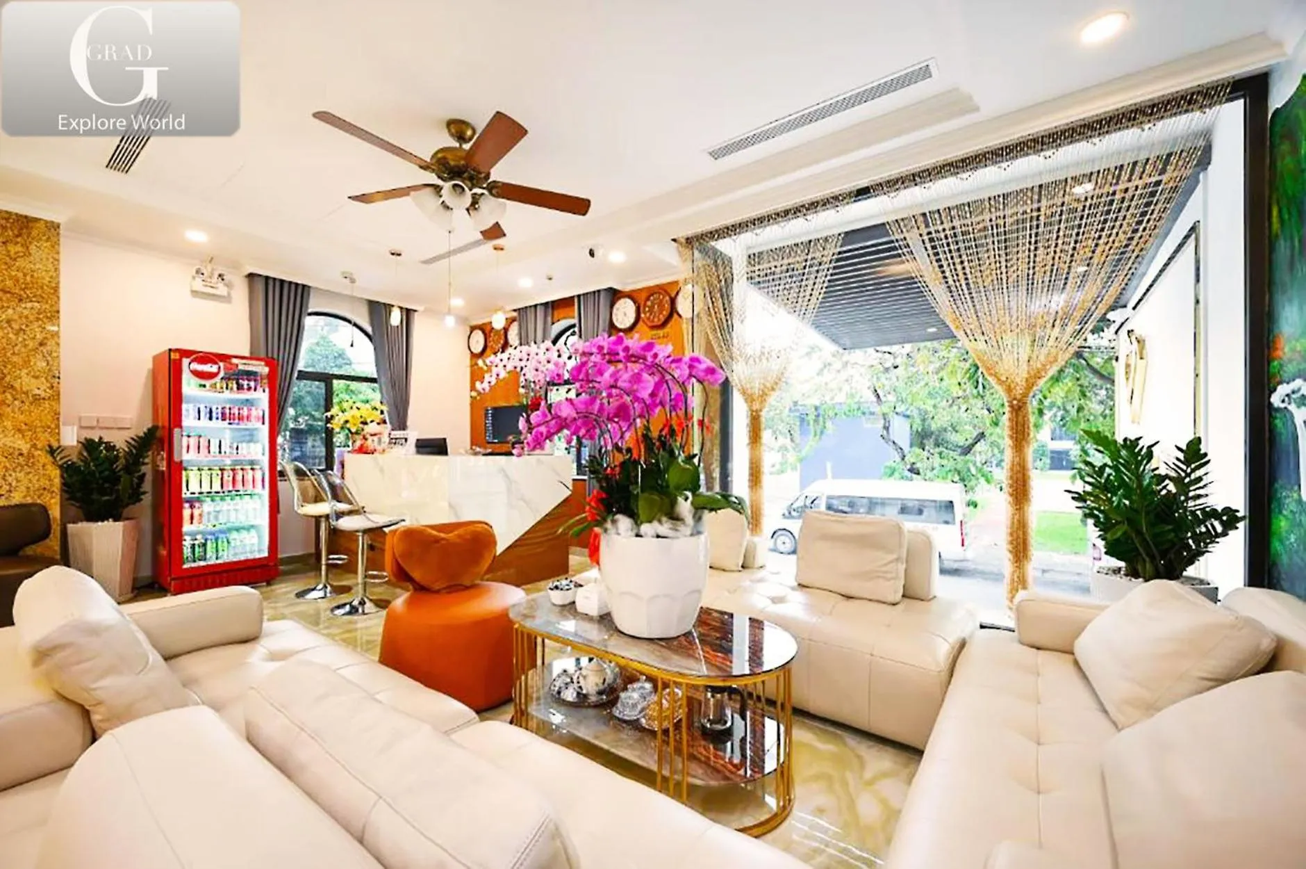 TV and multimedia in Ly Ly Hotel 2