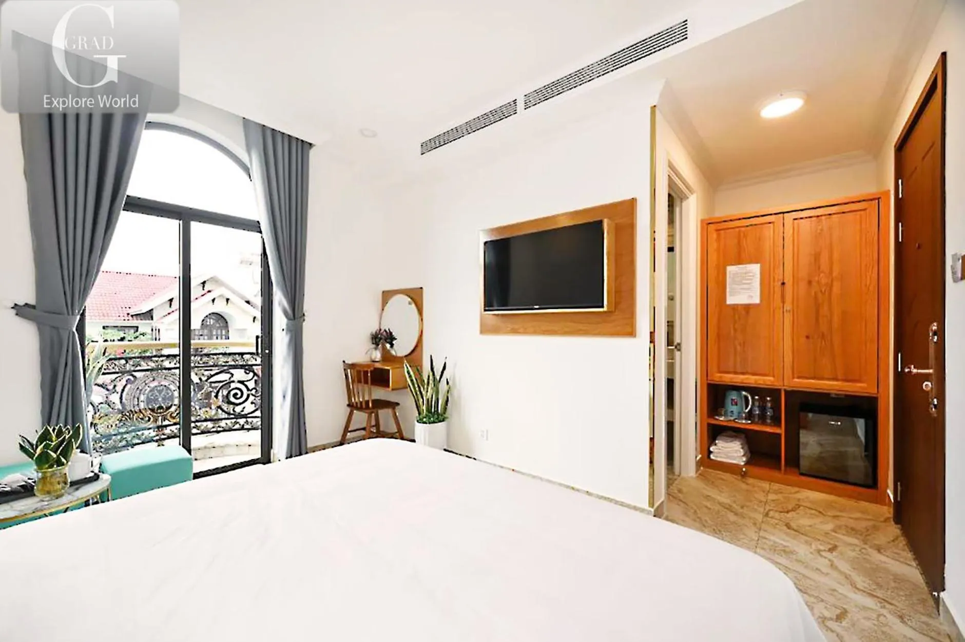 Bed in Ly Ly Hotel 2