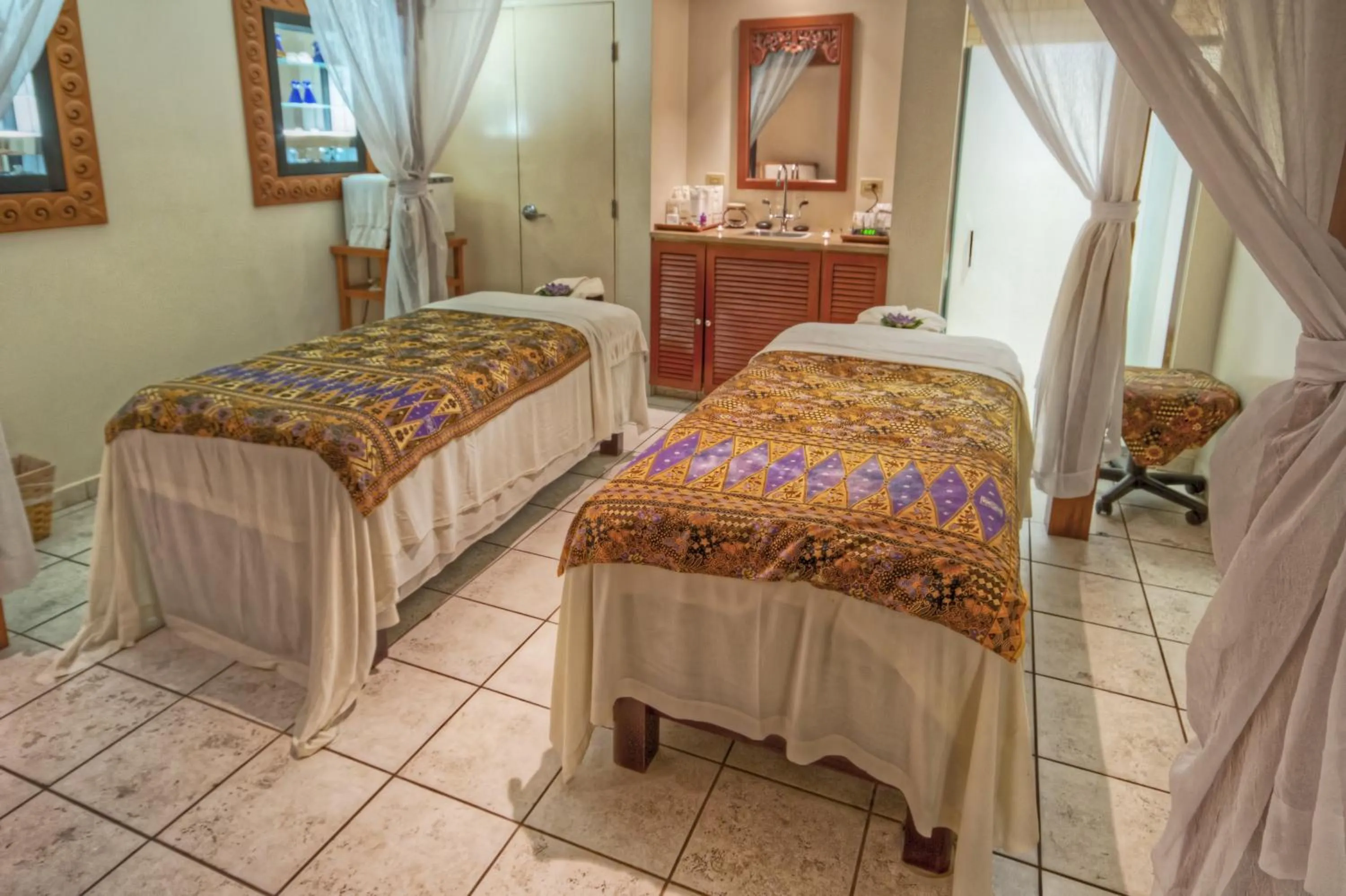 Spa and wellness centre/facilities, Bed in Margaritaville Vacation Club - Rio Mar