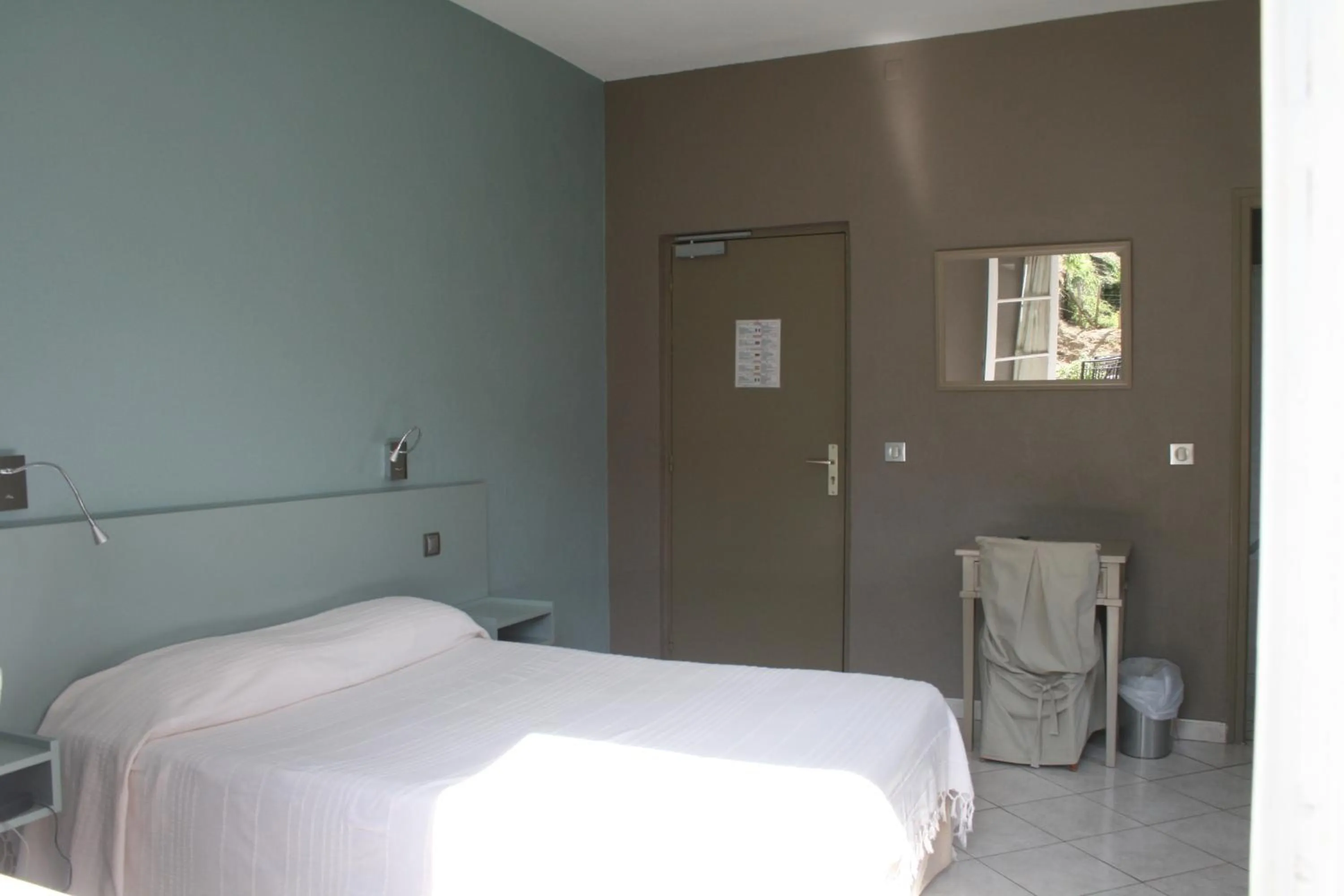 View (from property/room), Bed in Le Refuge Orezza