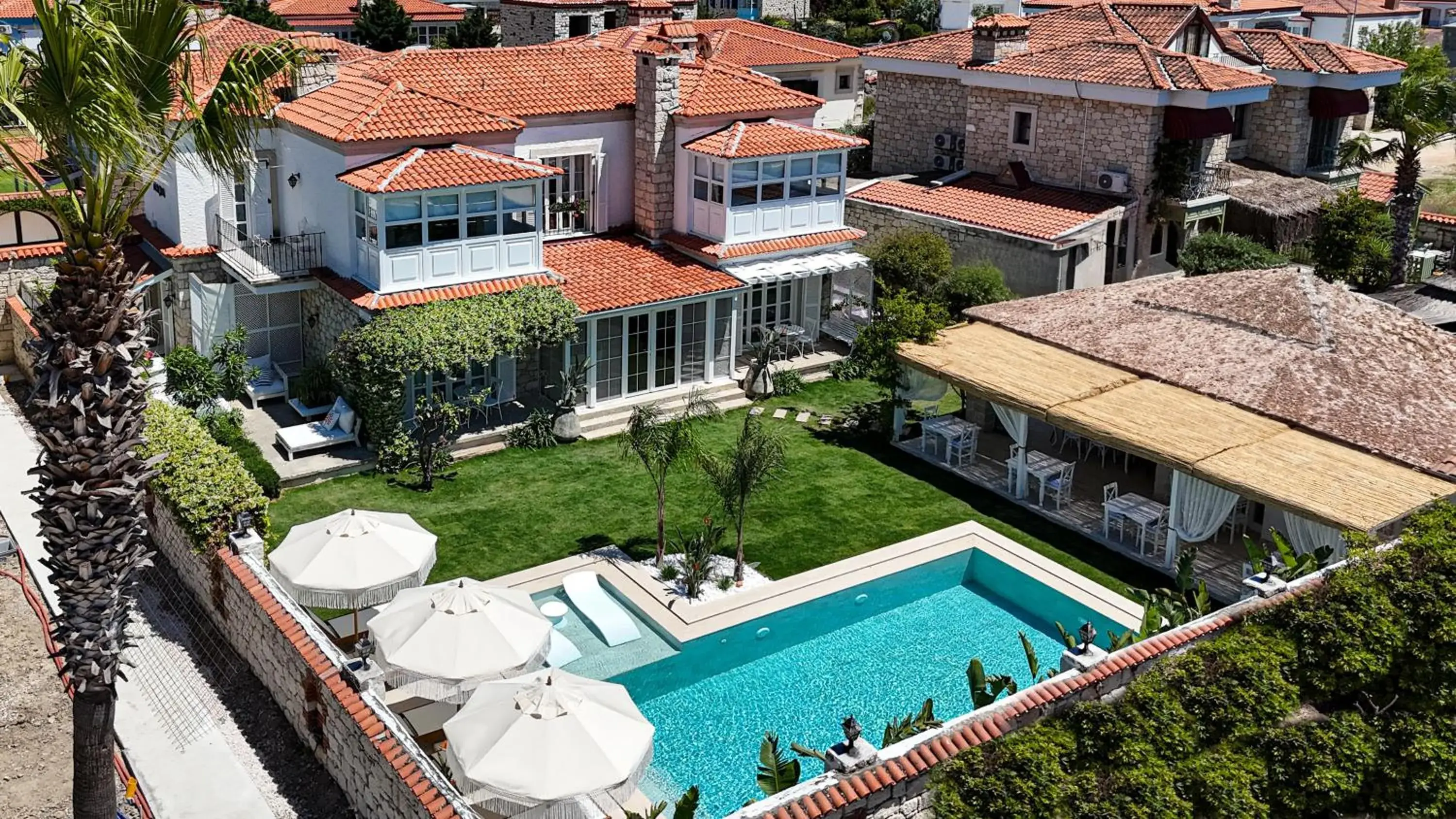 Pera Alaçatı Pera Alaçatı