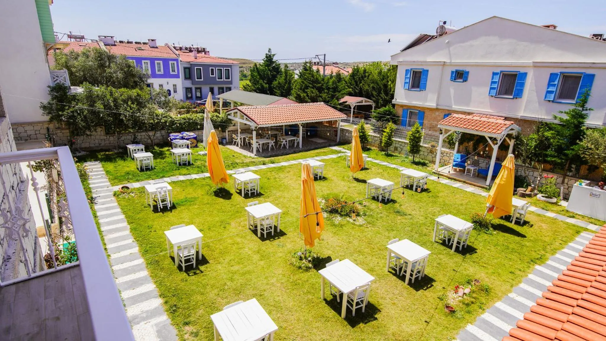 Garden view in Limonata Bozcaada ex Vina Garden