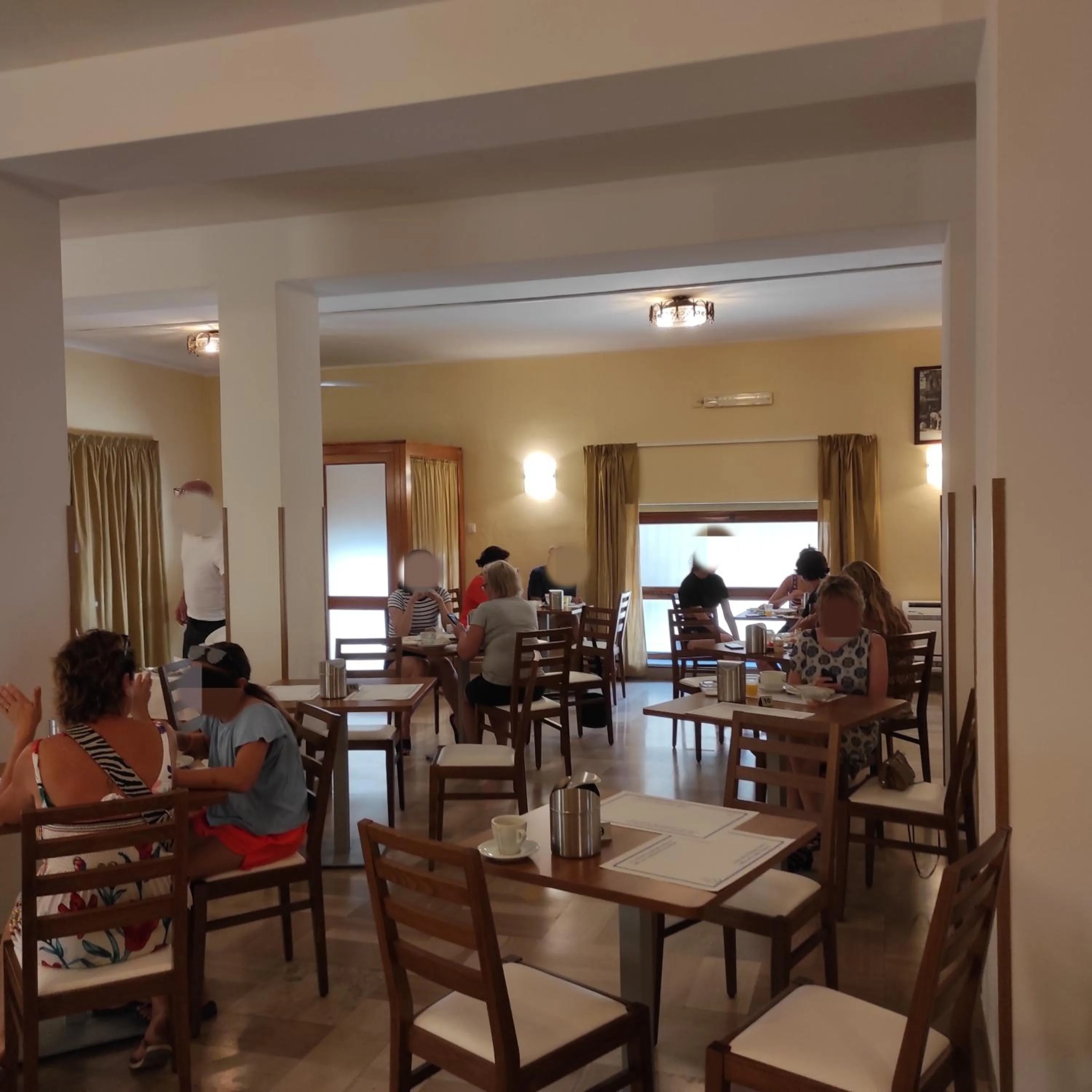 Restaurant/places to eat in Hotel Il Gabbiano